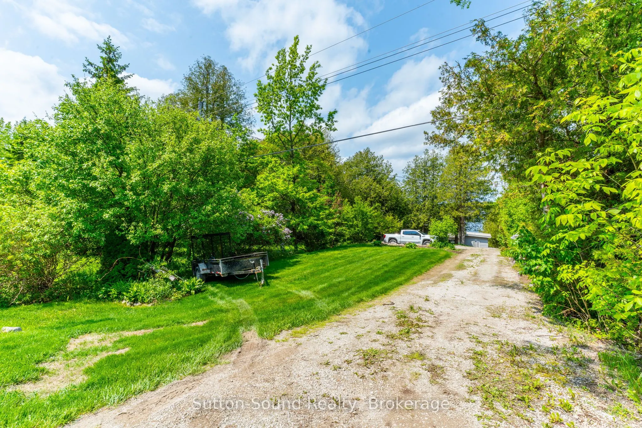 503185 Grey Road 1 Road