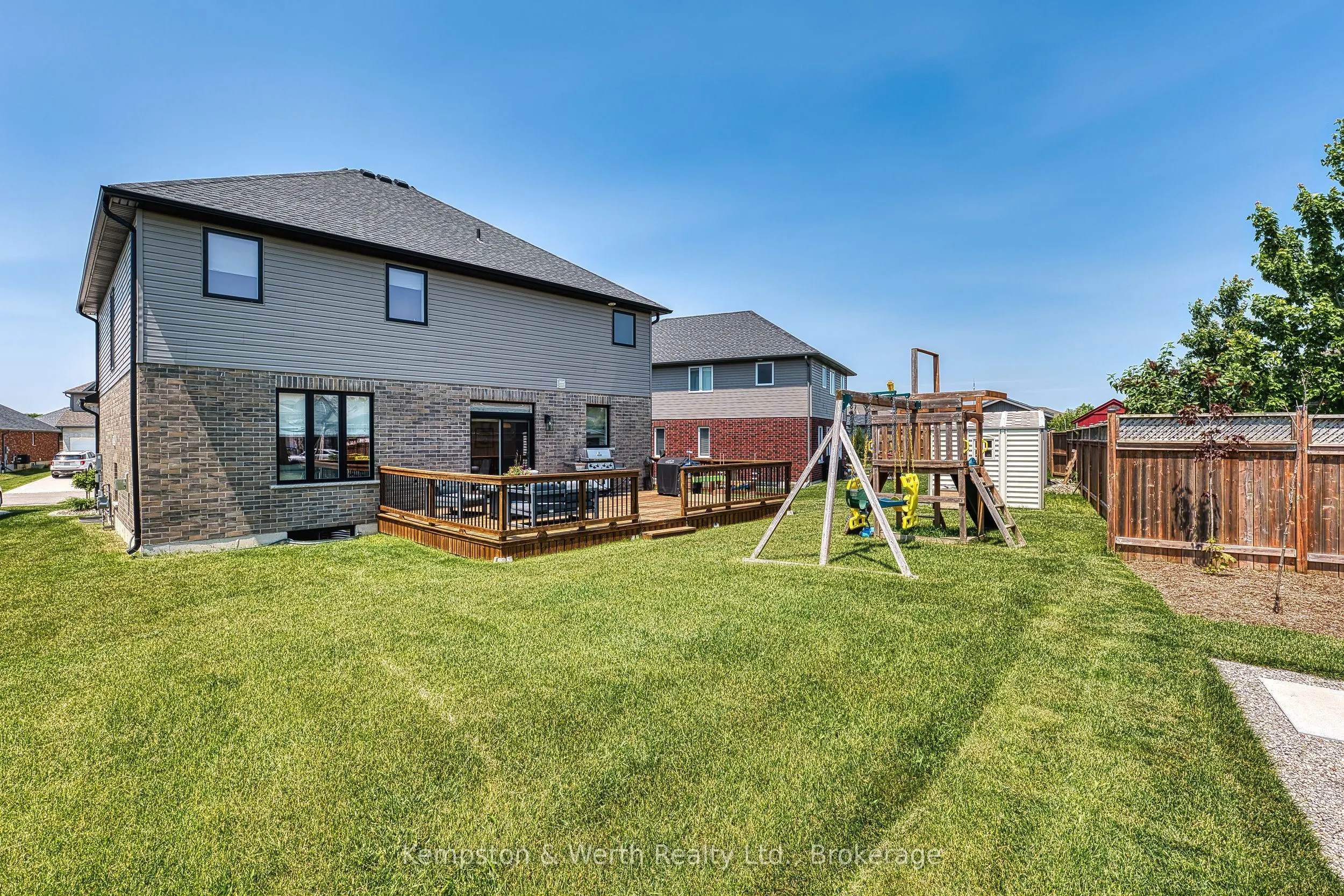 71 Forbes Crescent