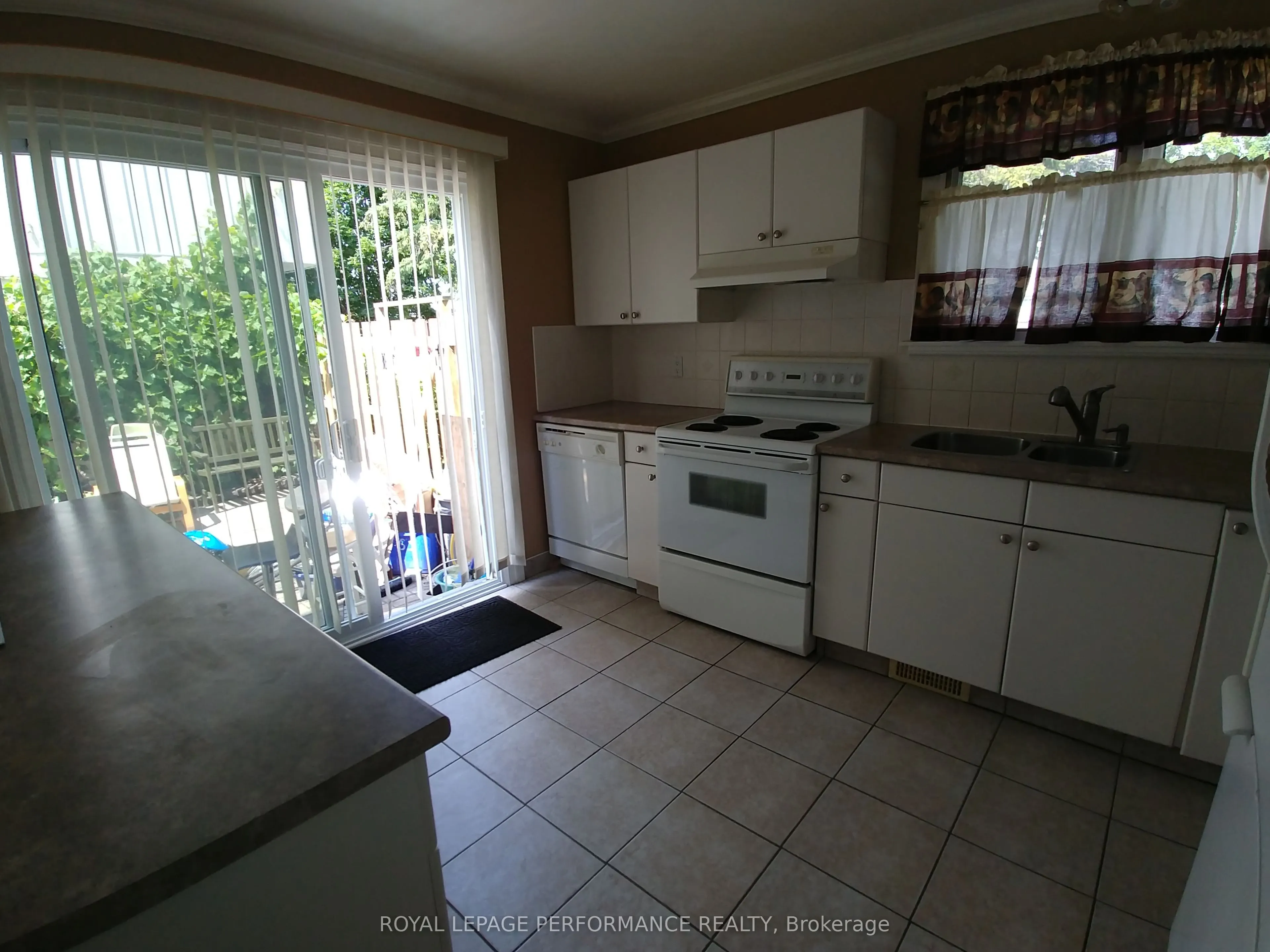2063 Jasmine Crescent, #63