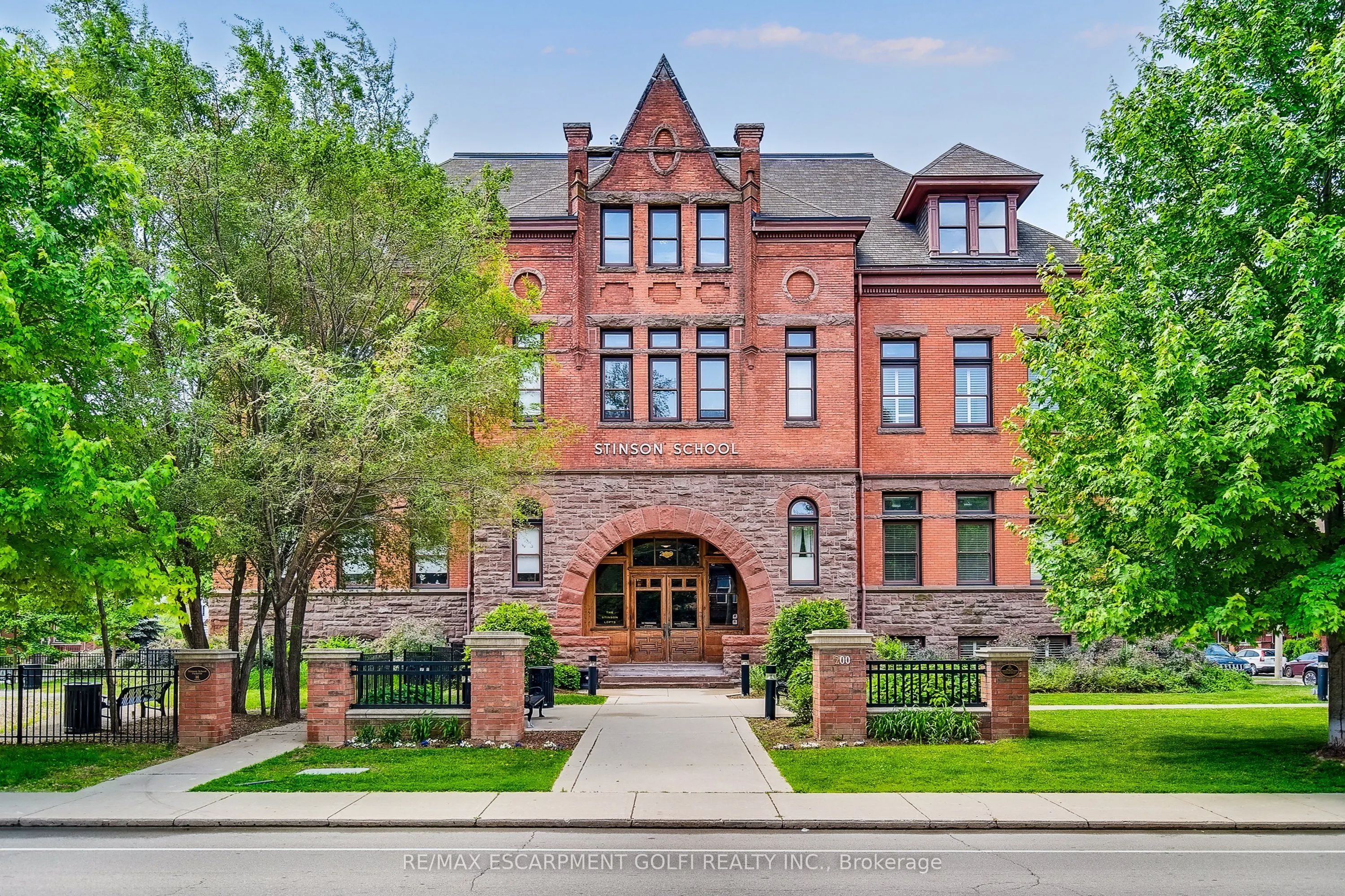 200 STINSON Street, #101