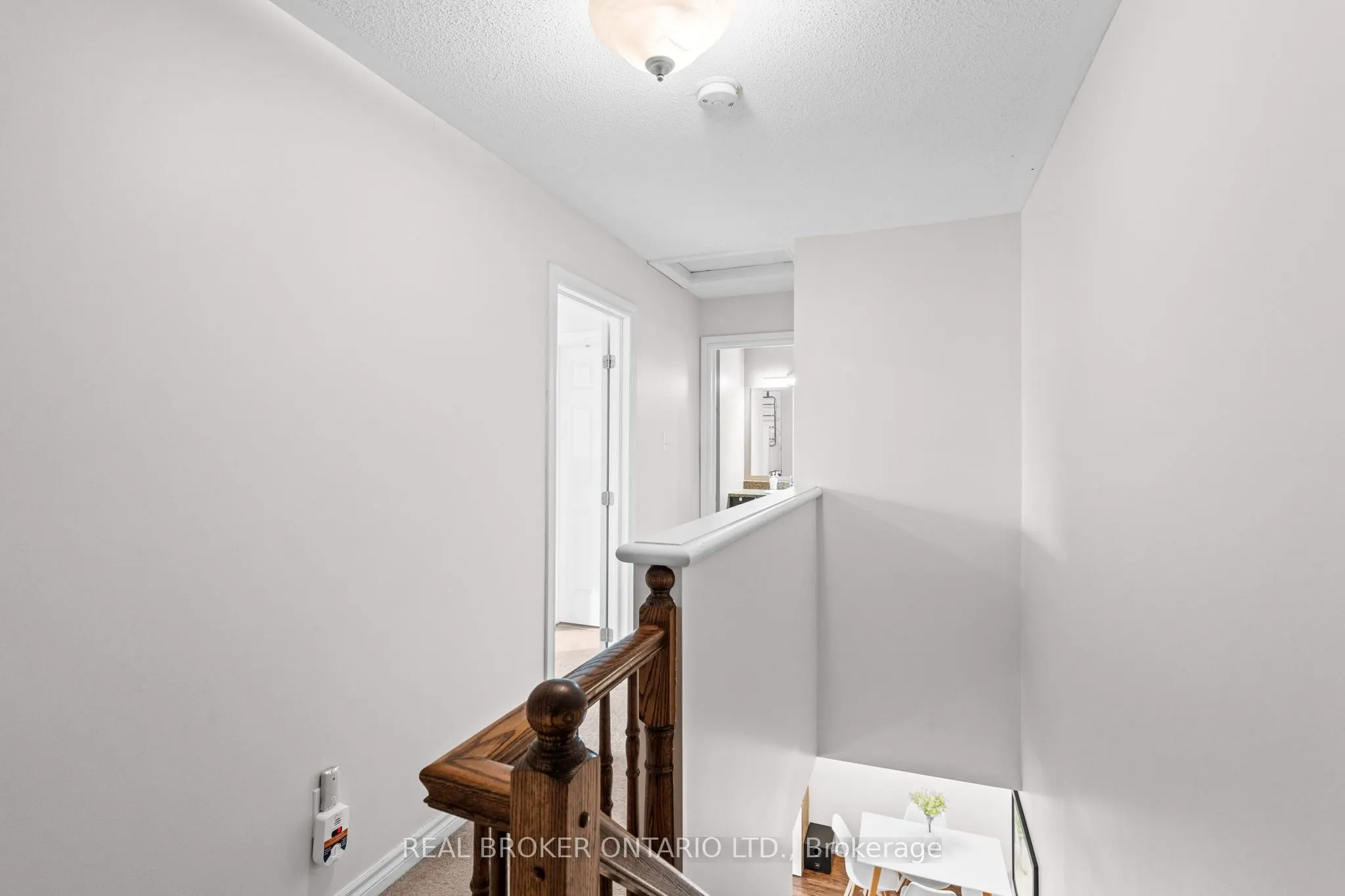 427 Vendevale Avenue