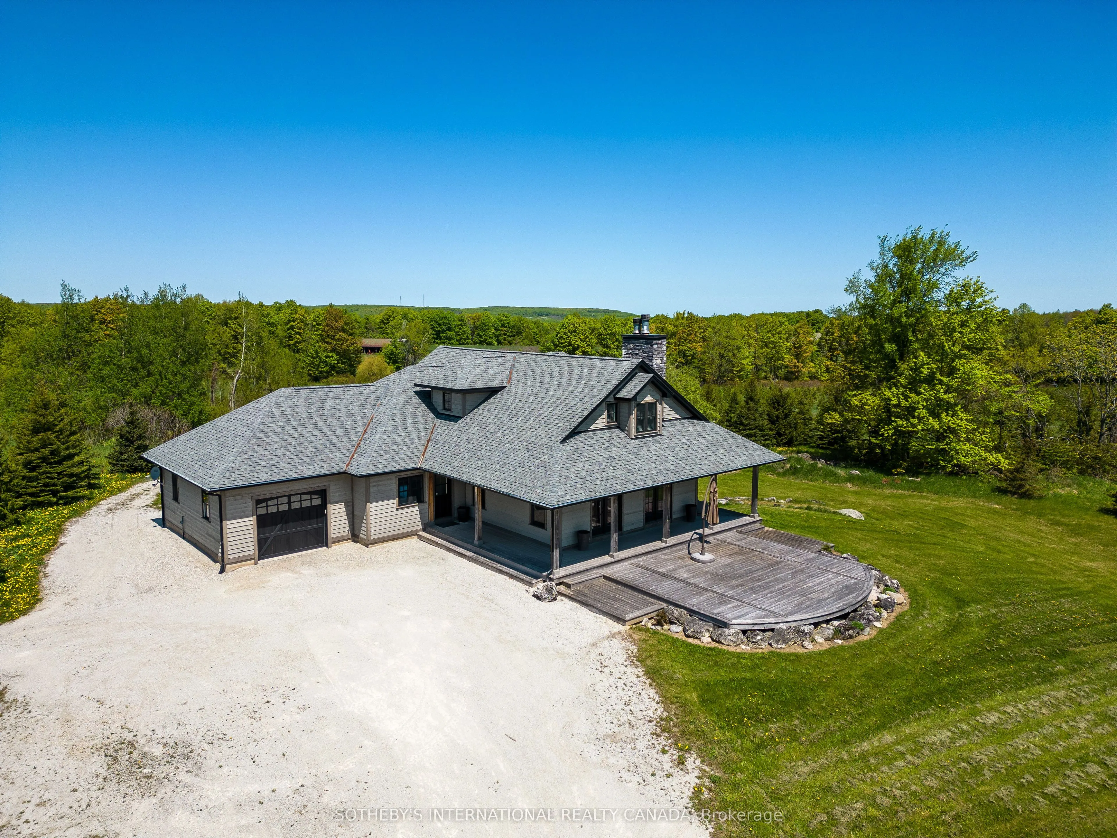 569593 Sideroad 6 Side Road