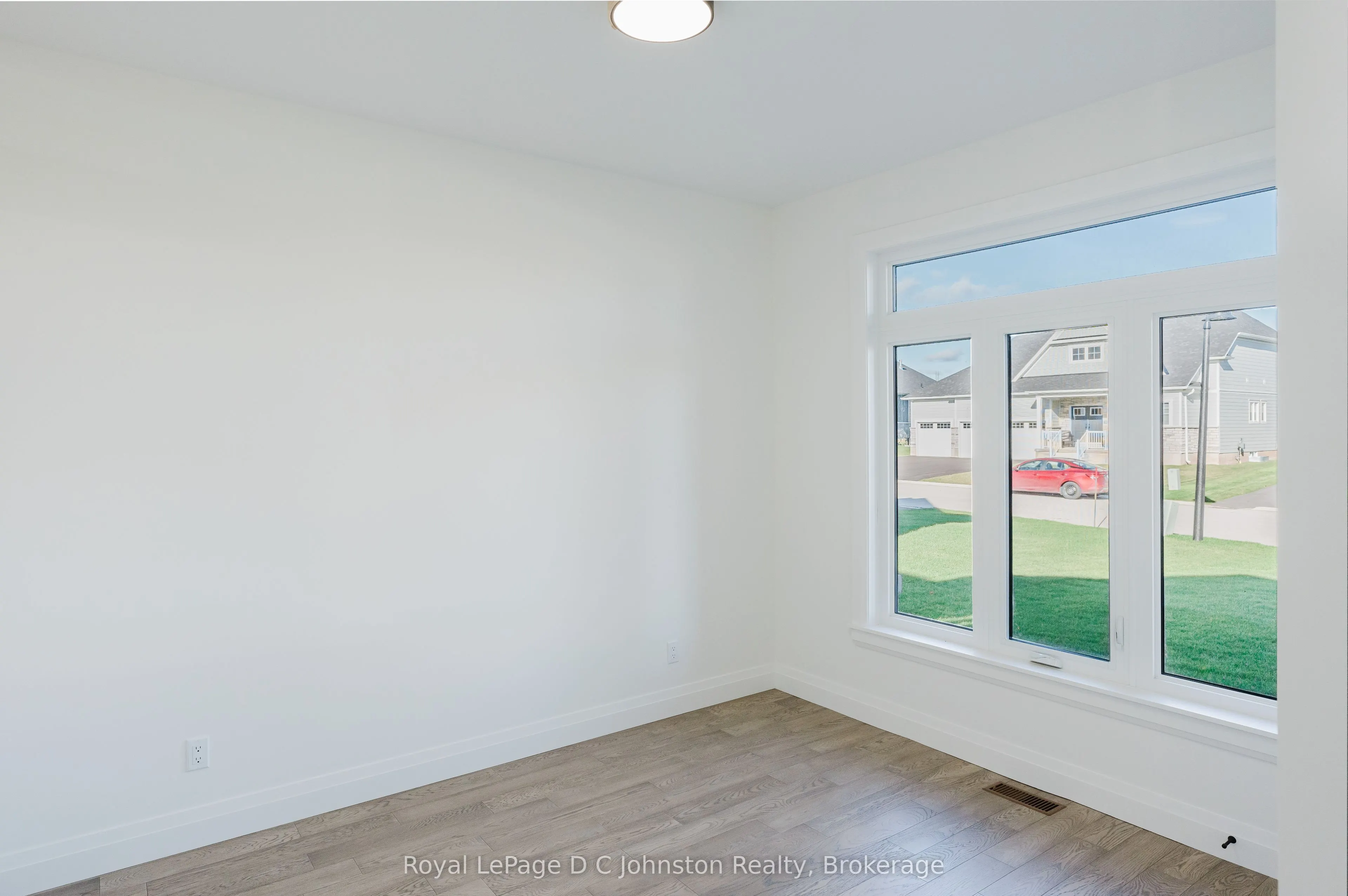 546 ALGONQUIN Trail