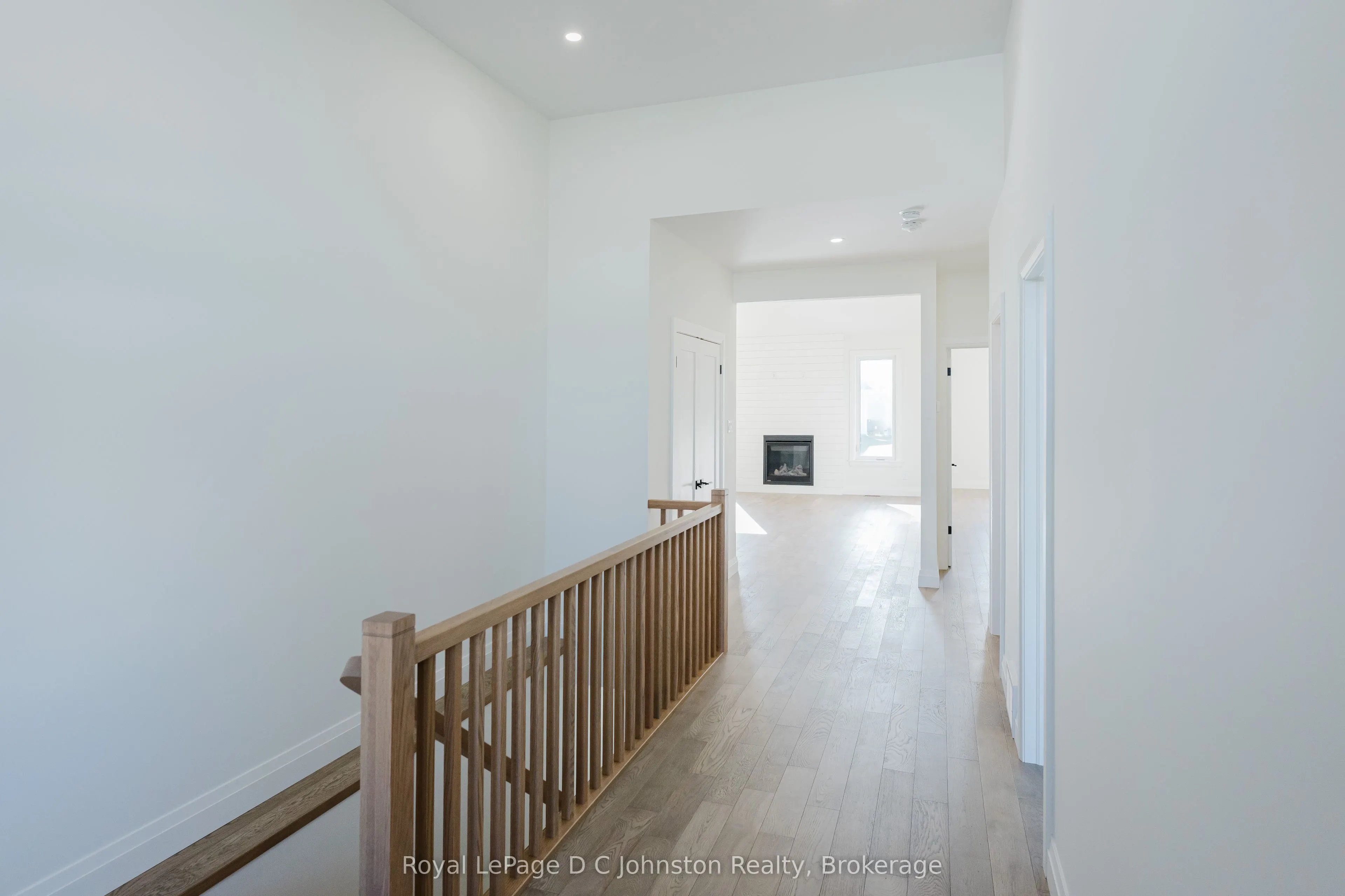546 ALGONQUIN Trail