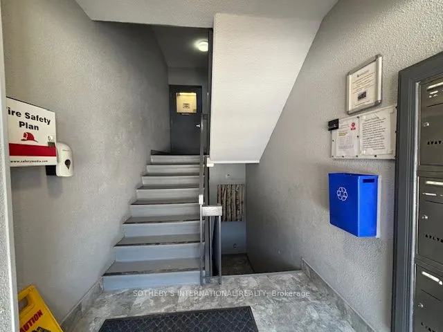 810 Kyle Court, #306