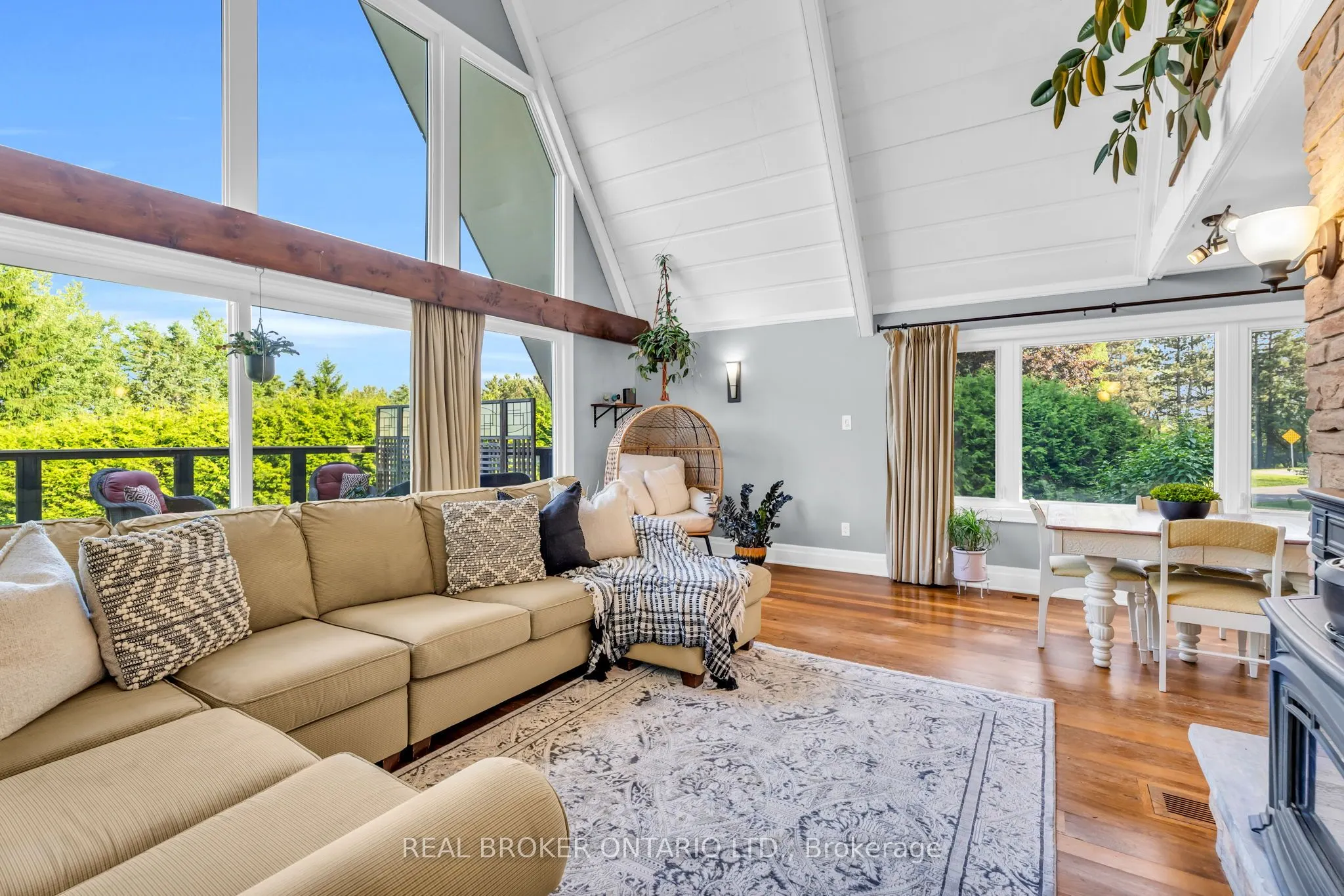 7 Victoria Heights