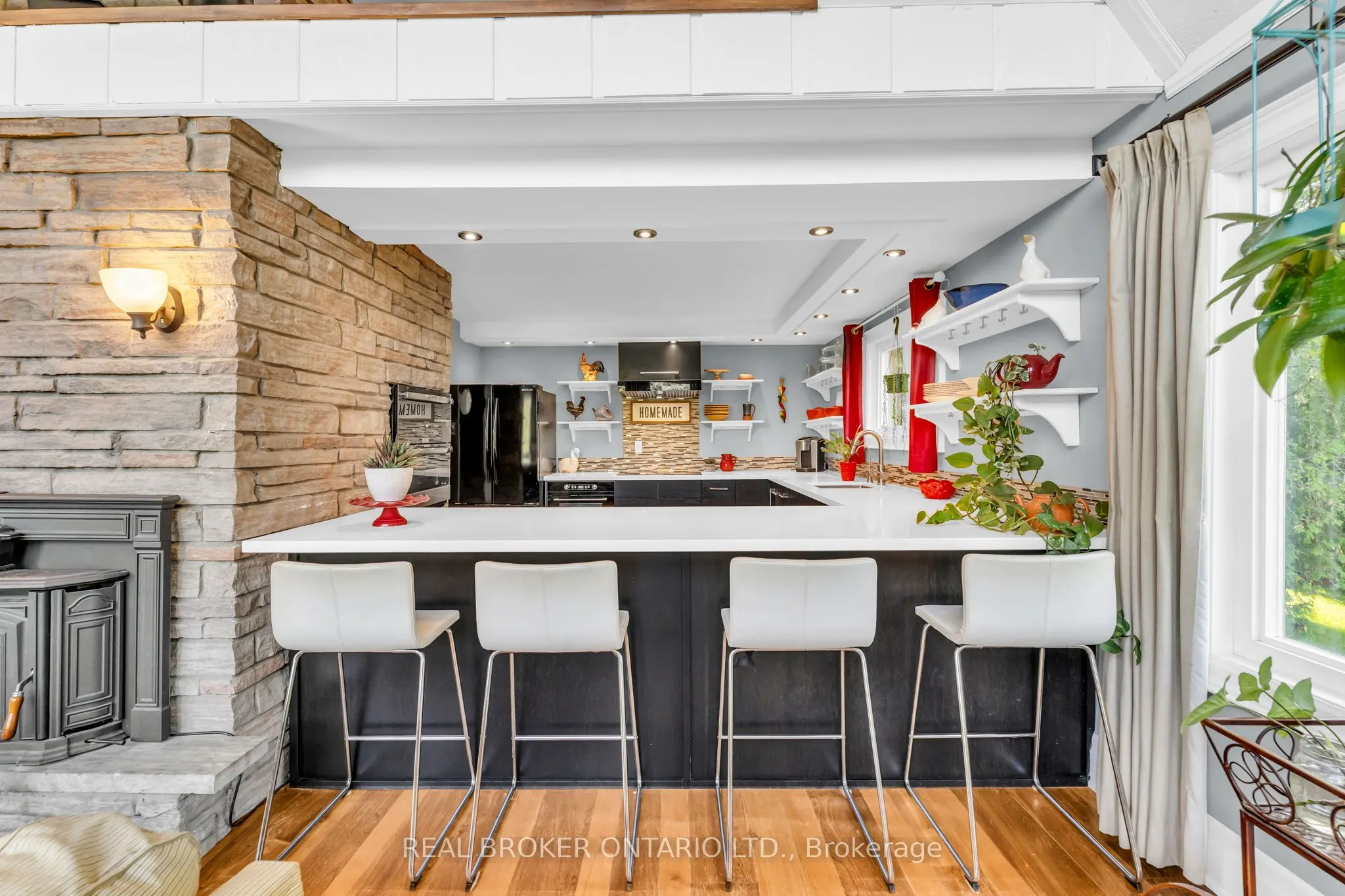 7 Victoria Heights