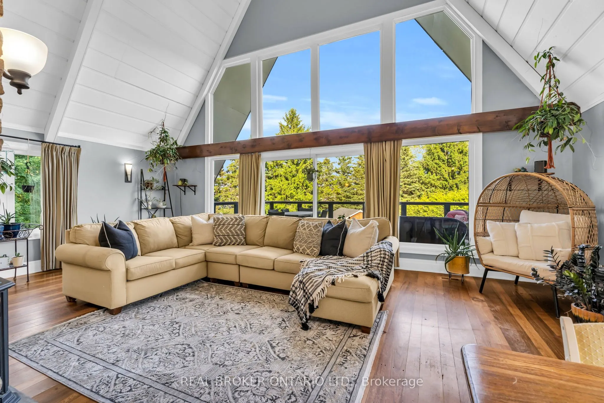 7 Victoria Heights