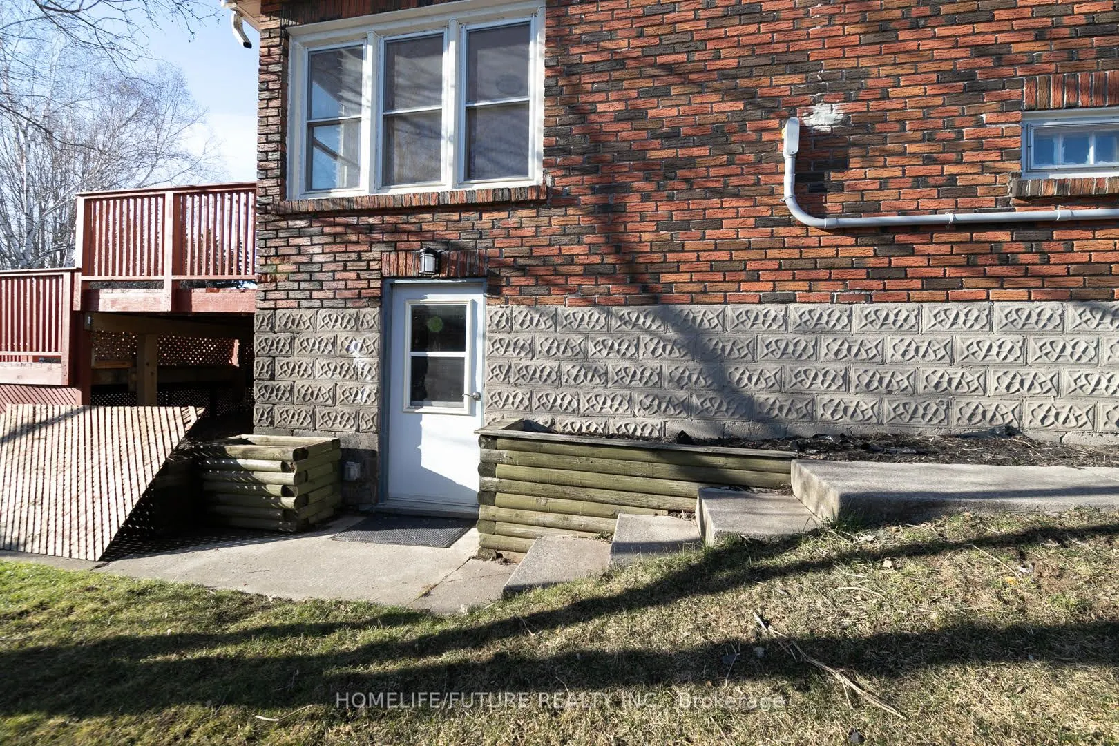 76 Young Street, #Lower