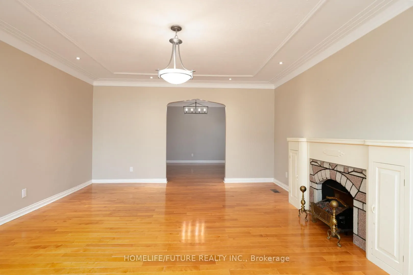 76 Young Street, #Upper