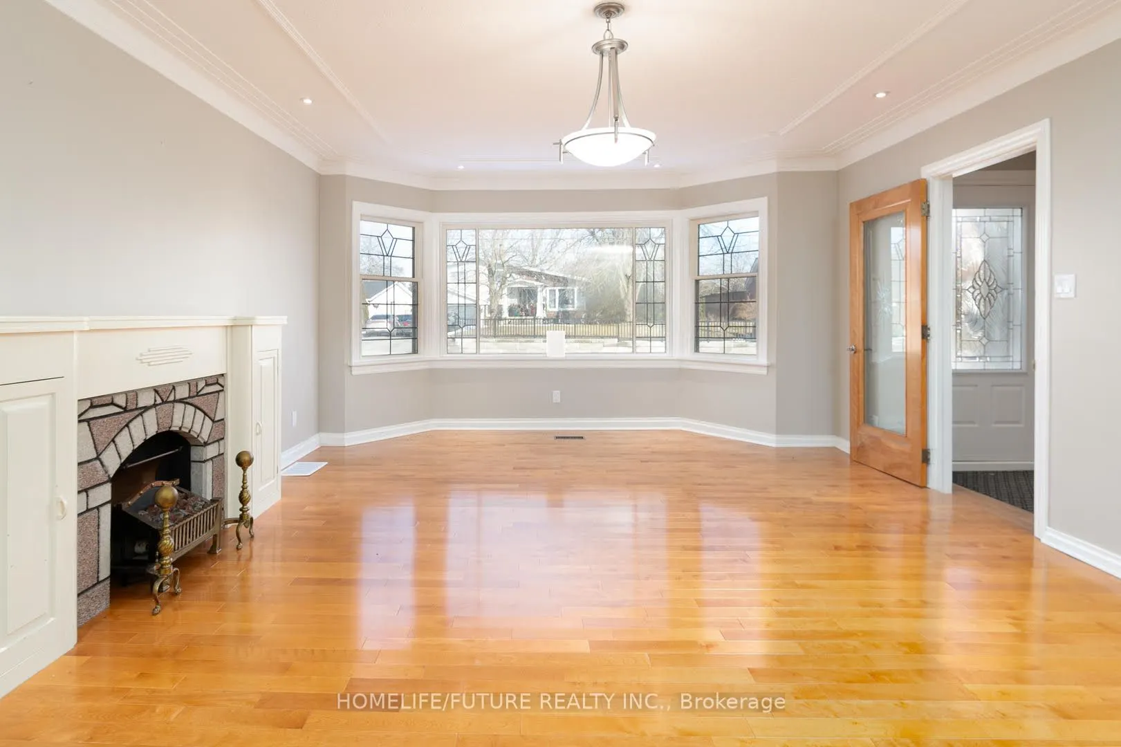 76 Young Street, #Upper