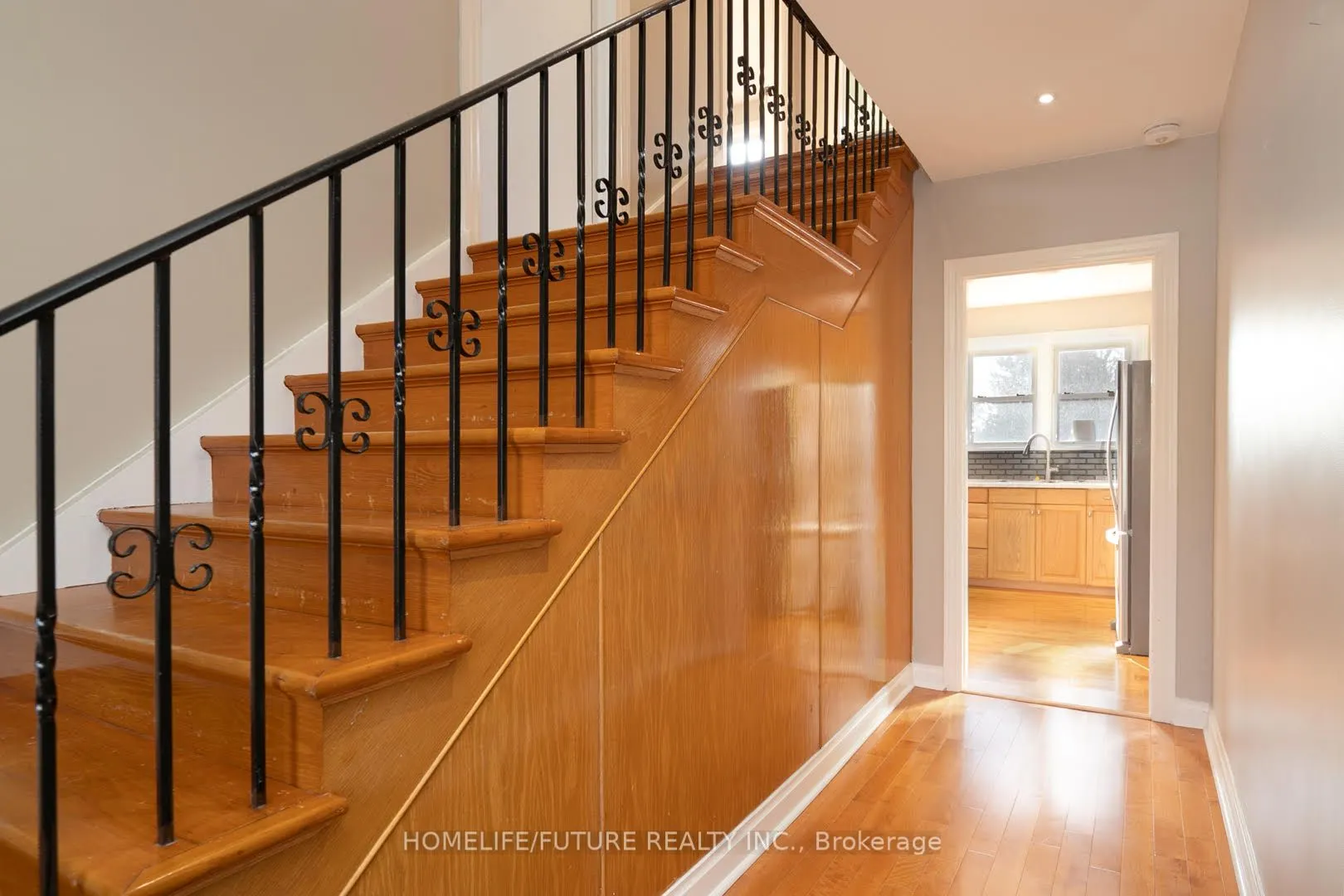 76 Young Street, #Upper