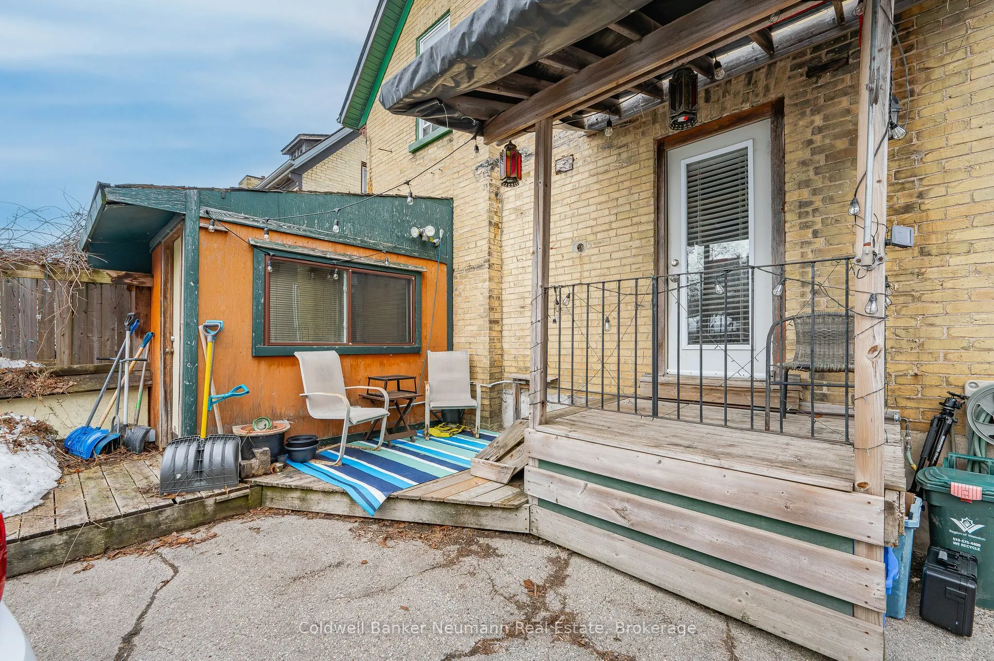 155 Weber Street E