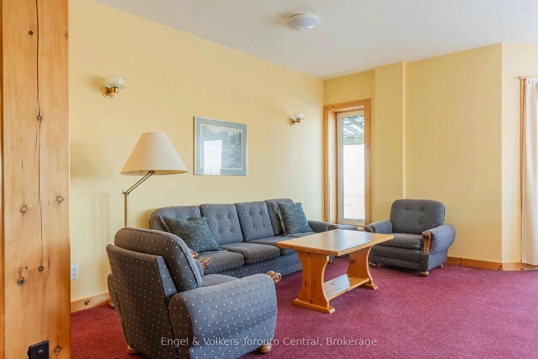 496083 Grey Road 2 Road