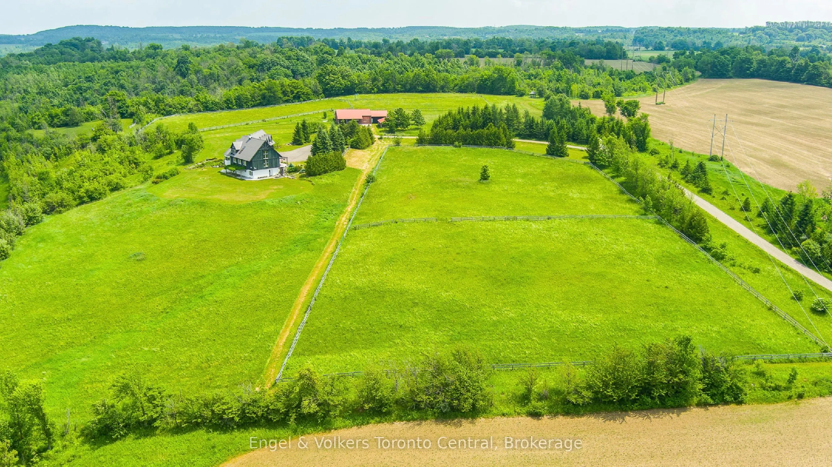 496083 Grey Road 2 Road