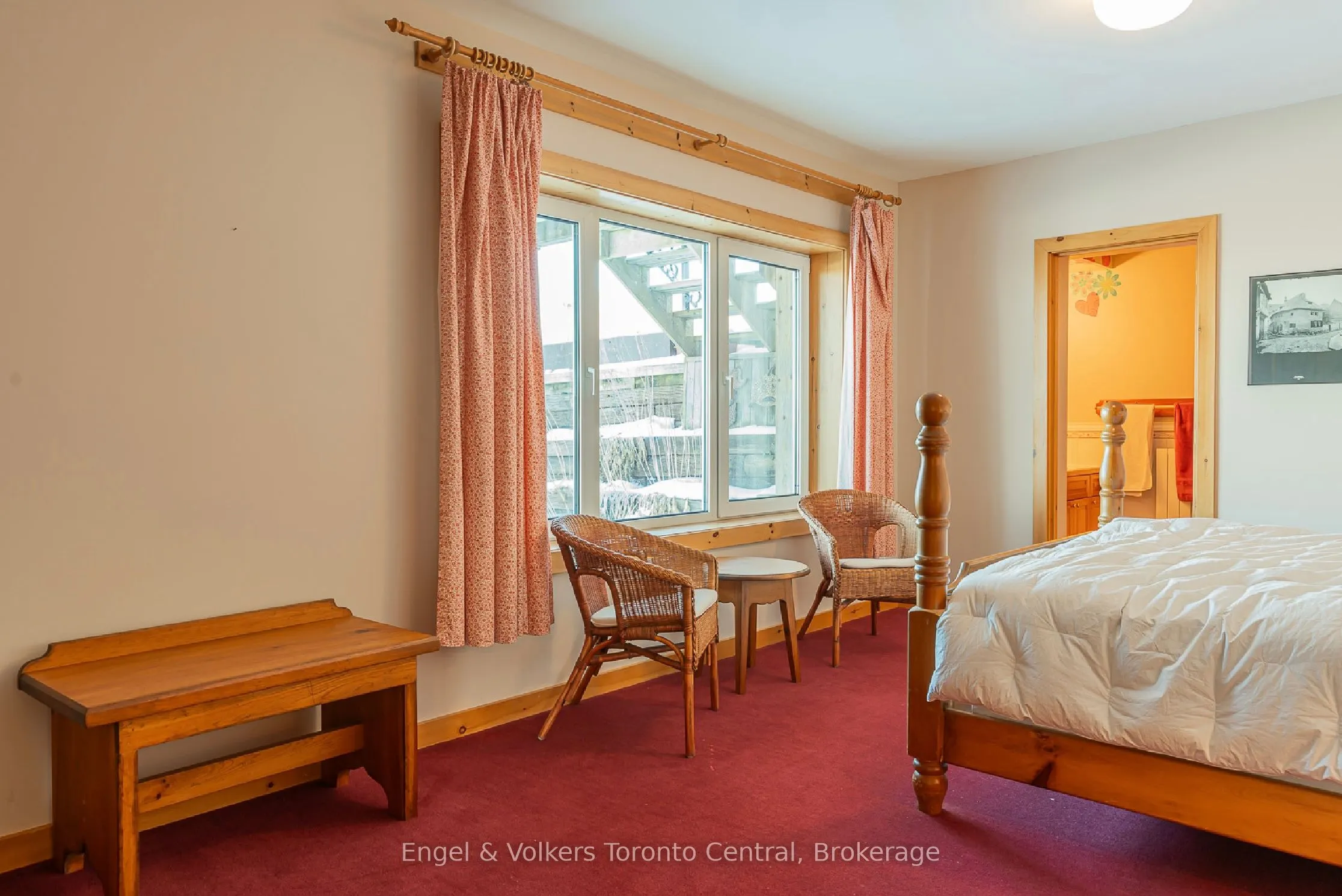 496083 Grey Road 2 Road