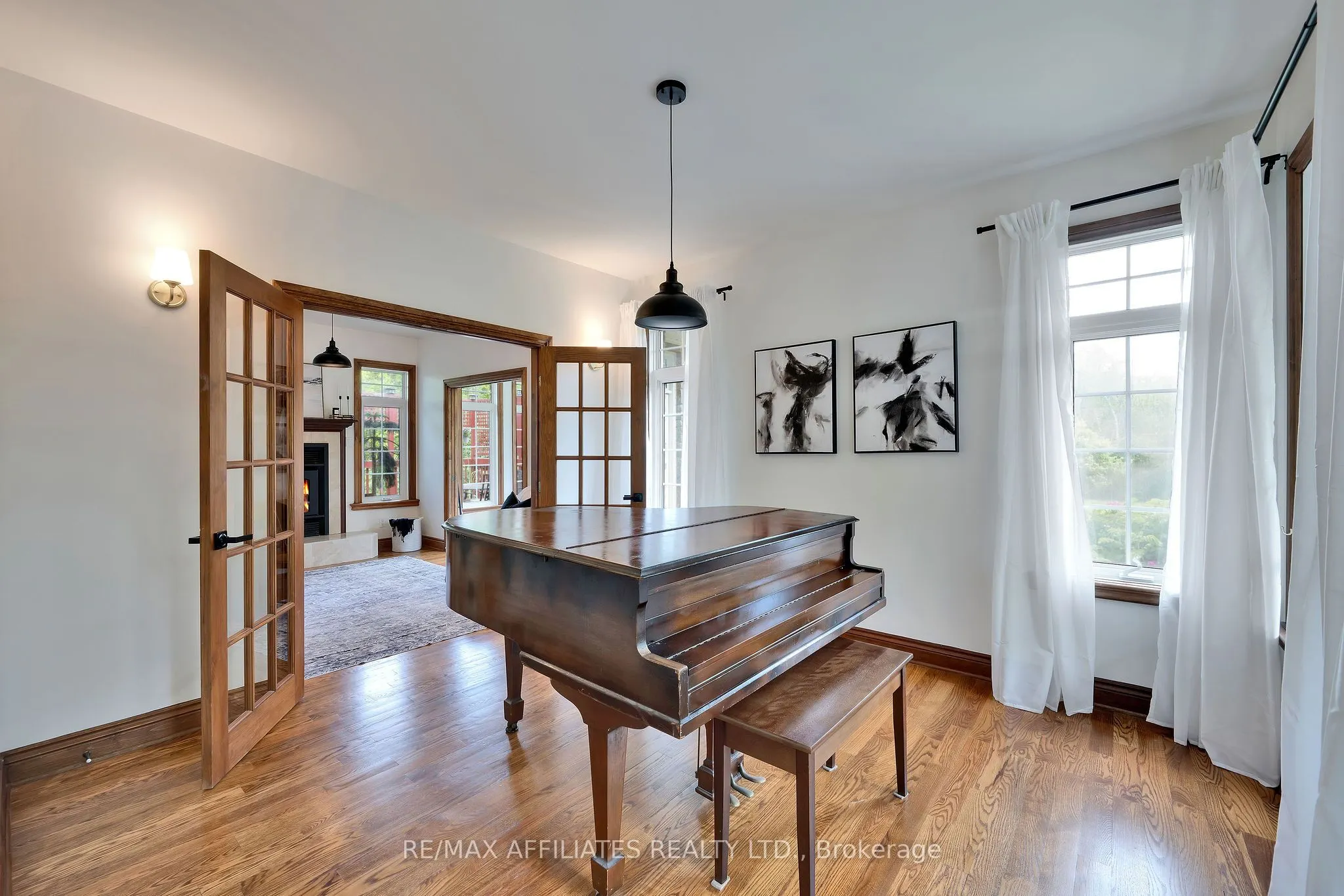 3 Kimini Drive