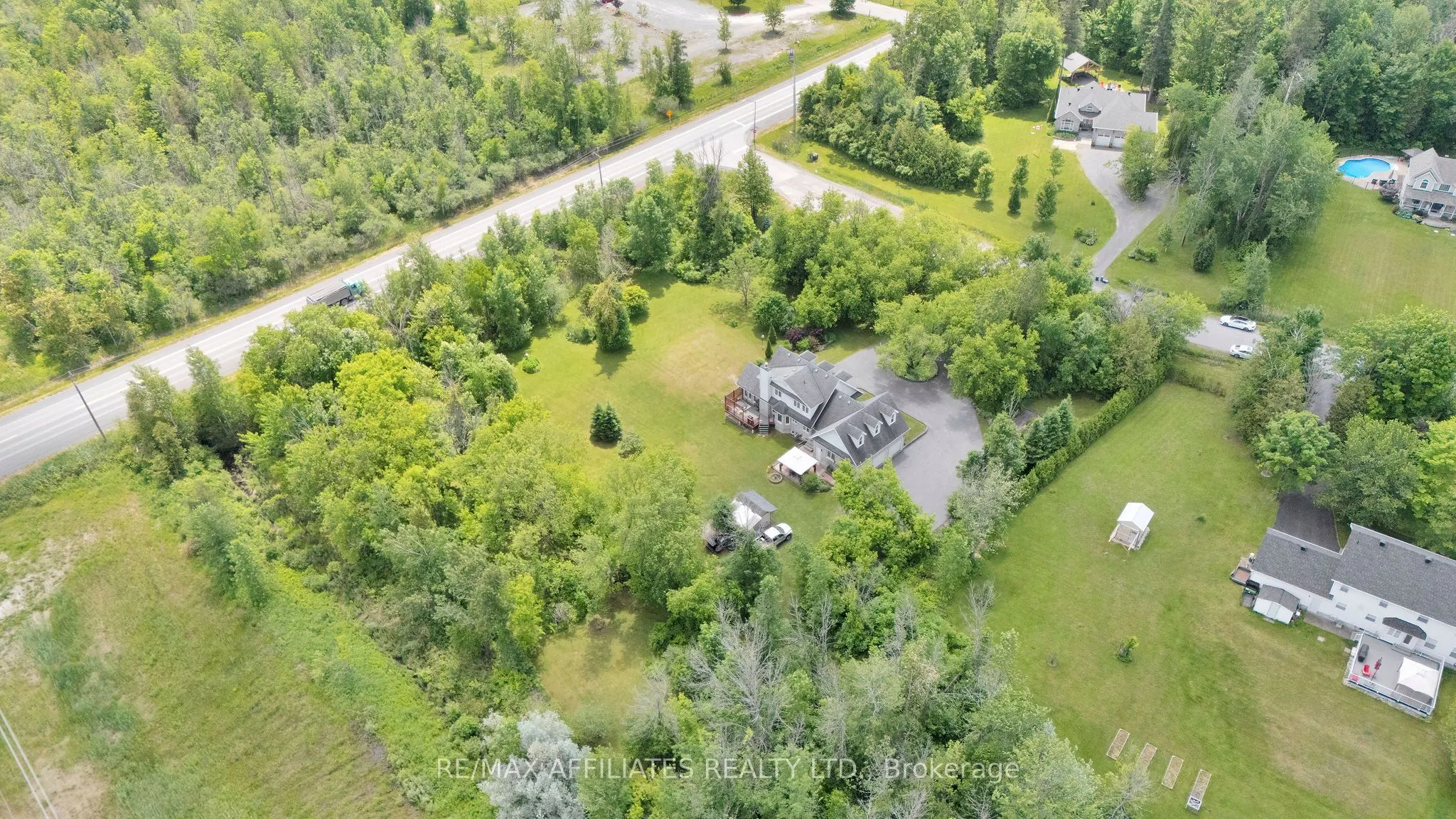 3 Kimini Drive