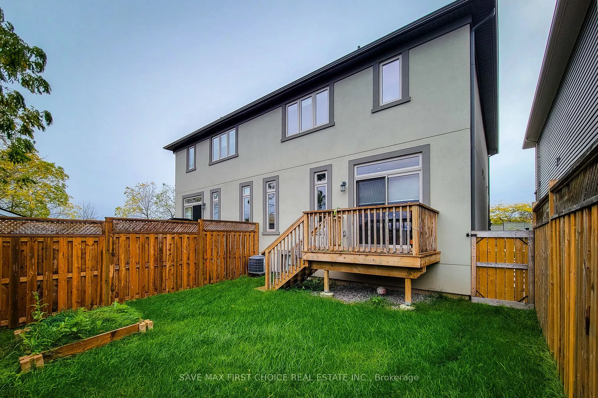 13 Lindsay Way