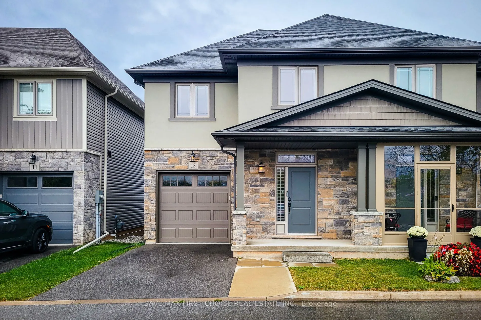 13 Lindsay Way