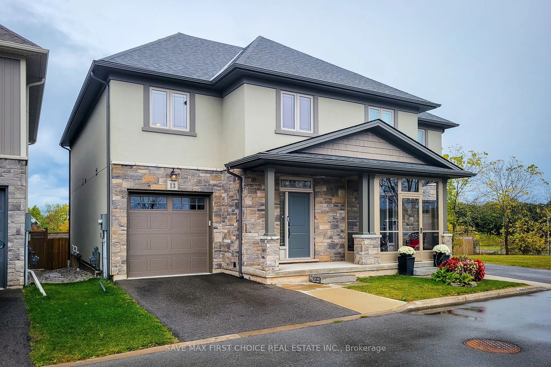 13 Lindsay Way