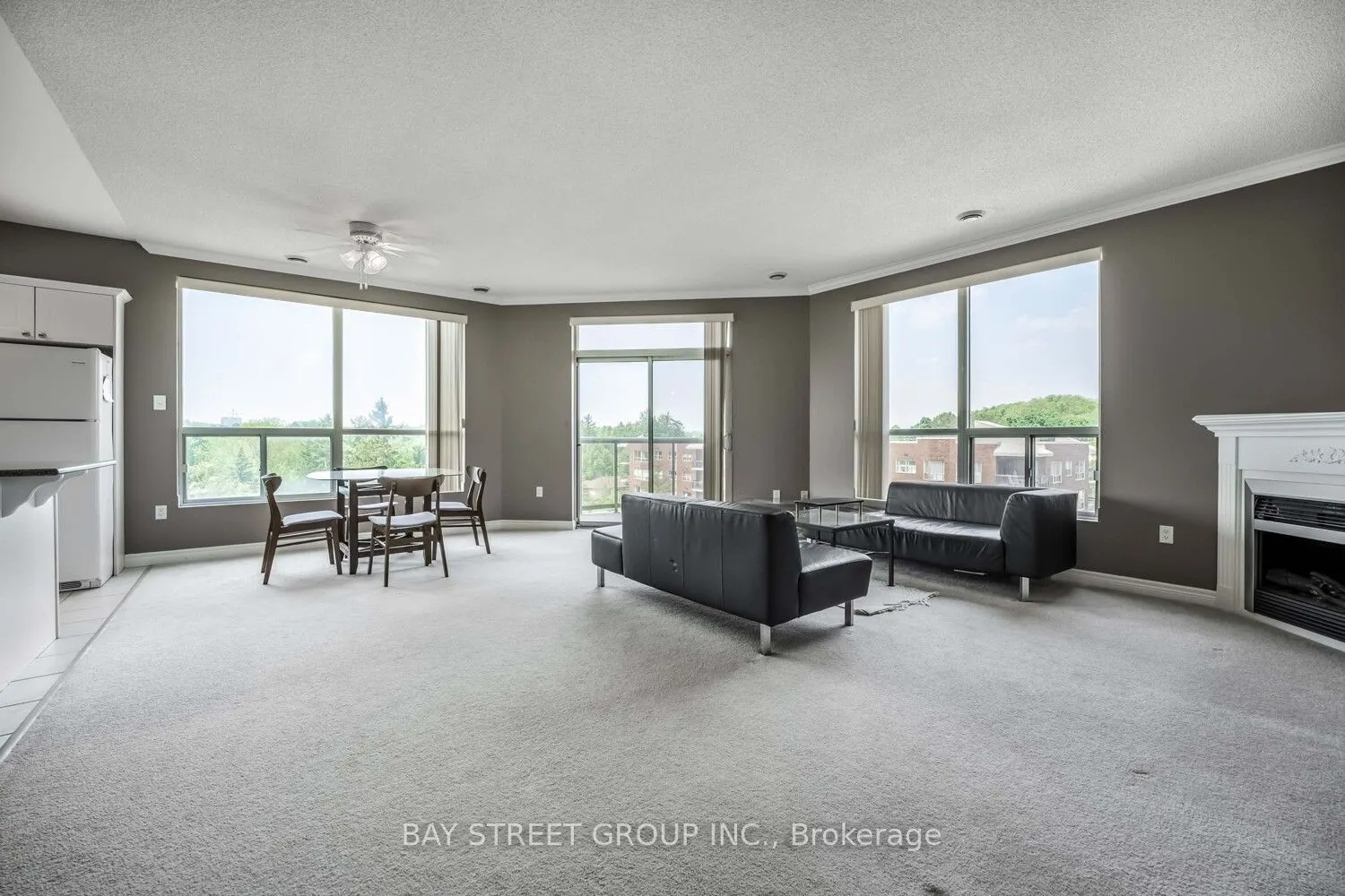 255 Keats Way, #606