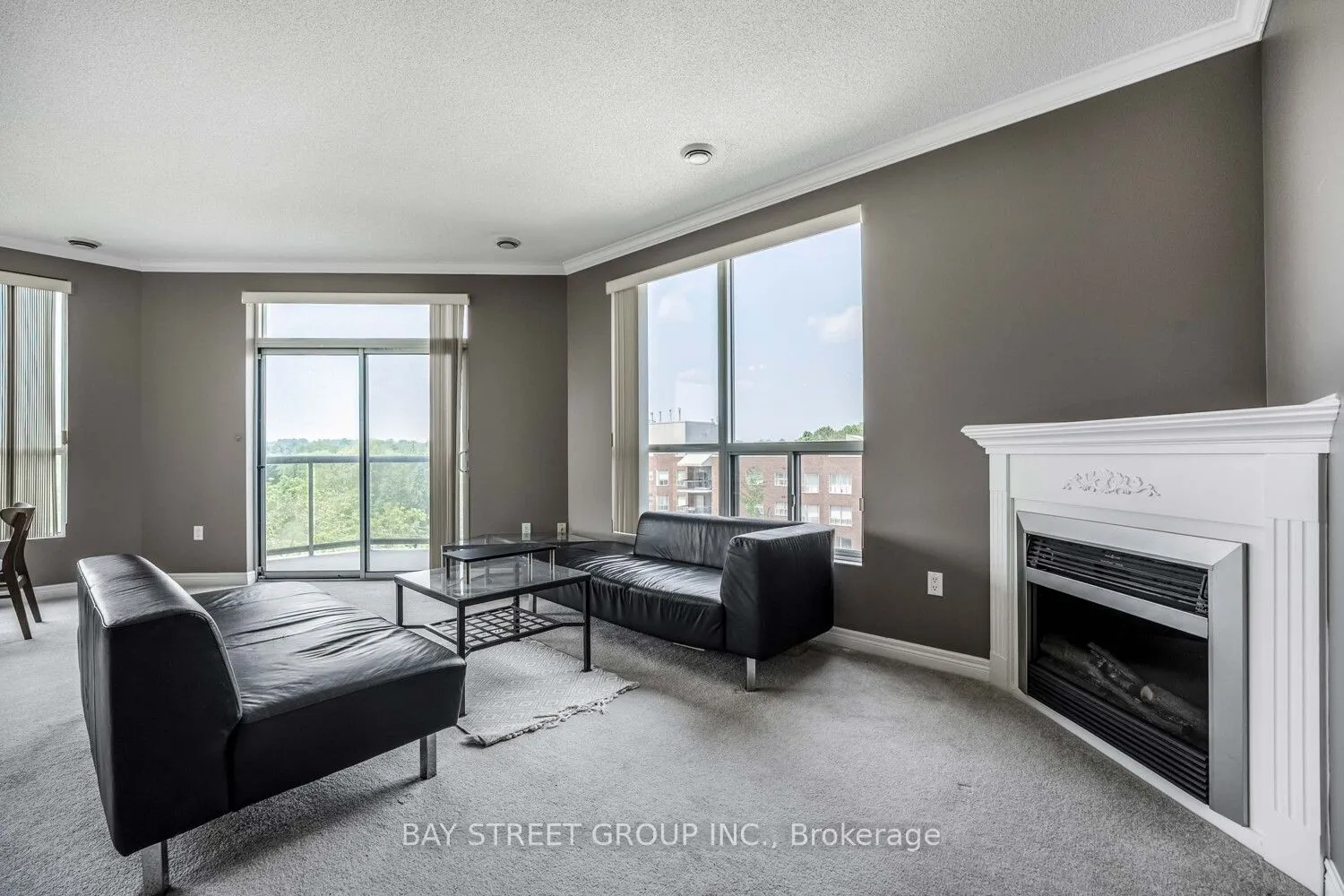 255 Keats Way, #606