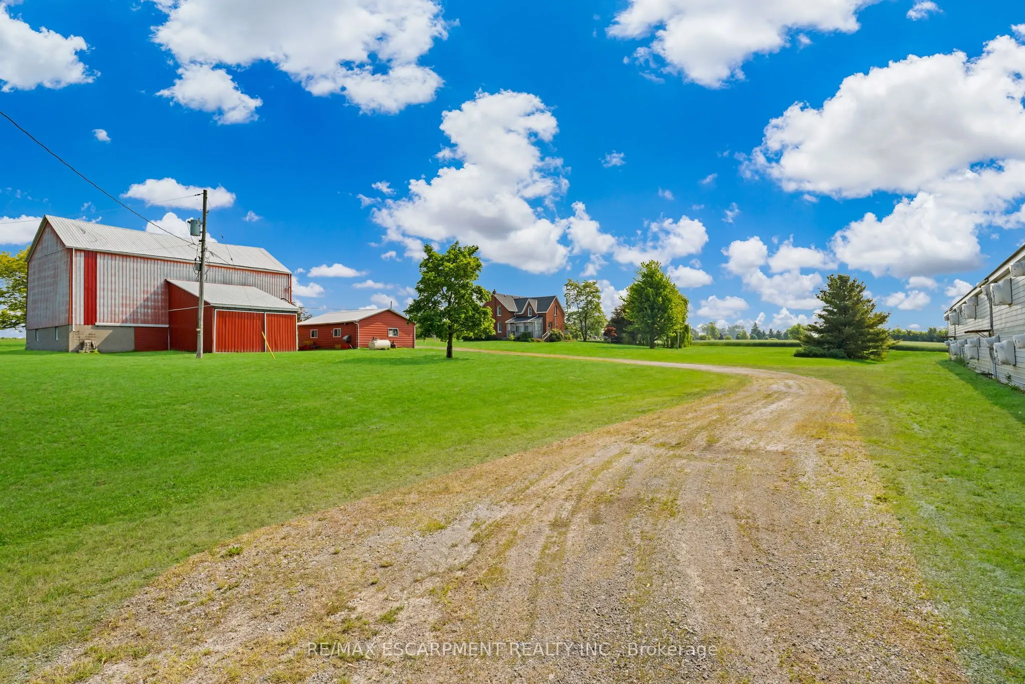 4932 FLY Road