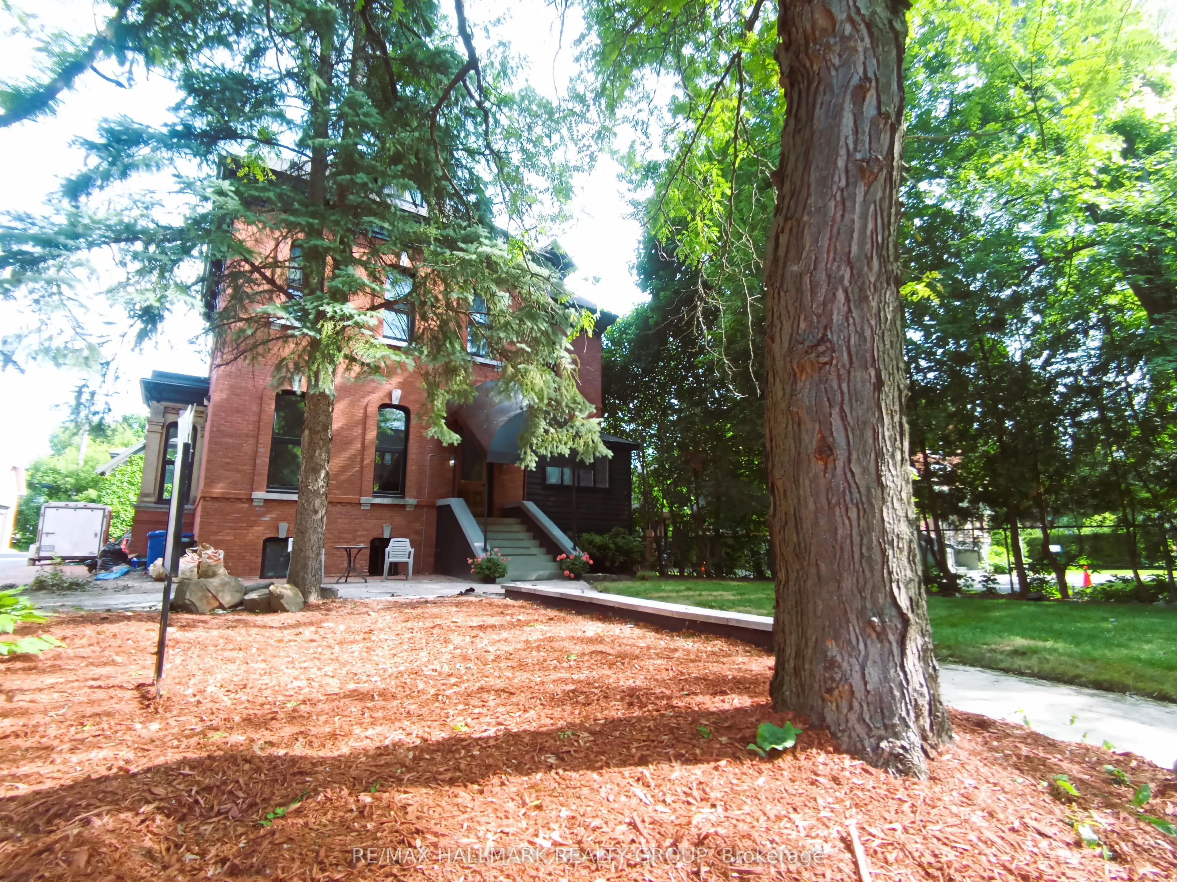 460 Wilbrod Street