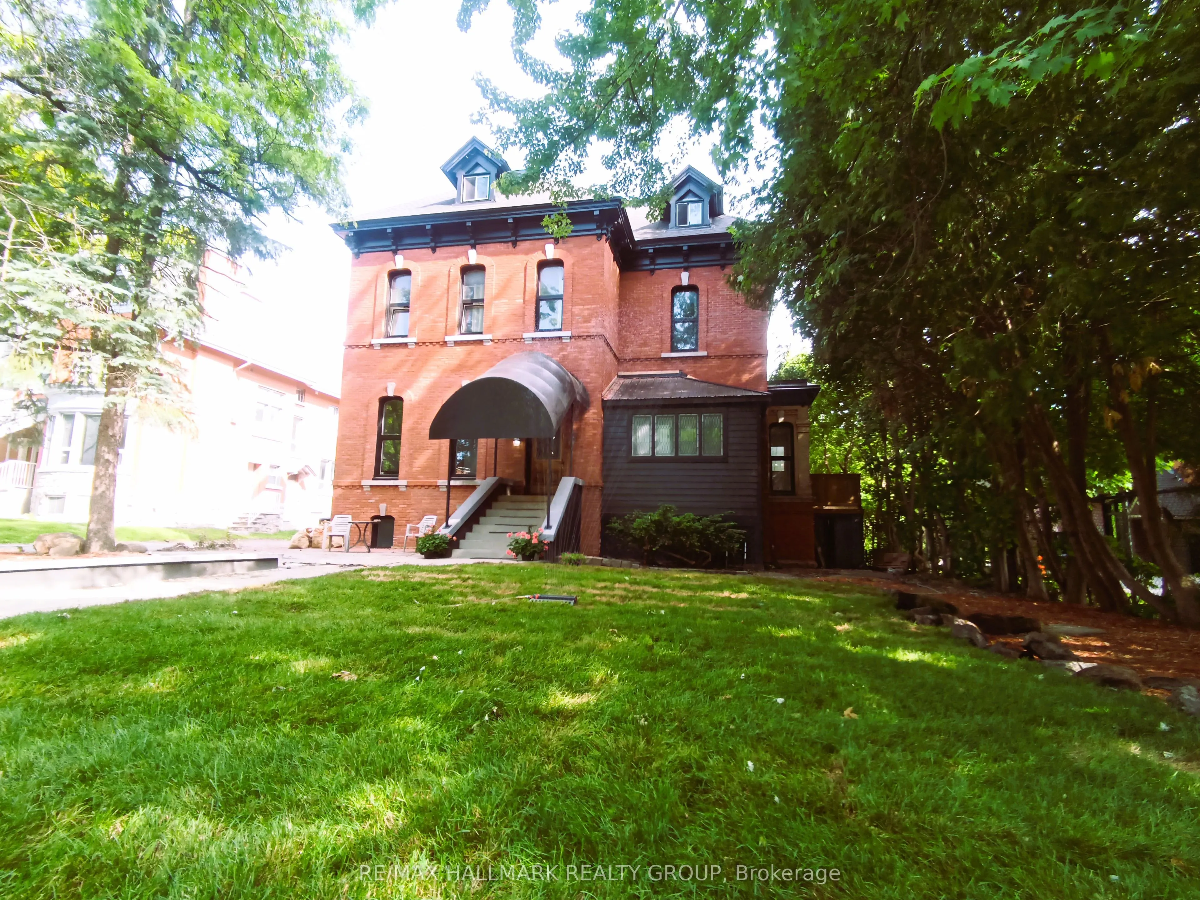 460 Wilbrod Street