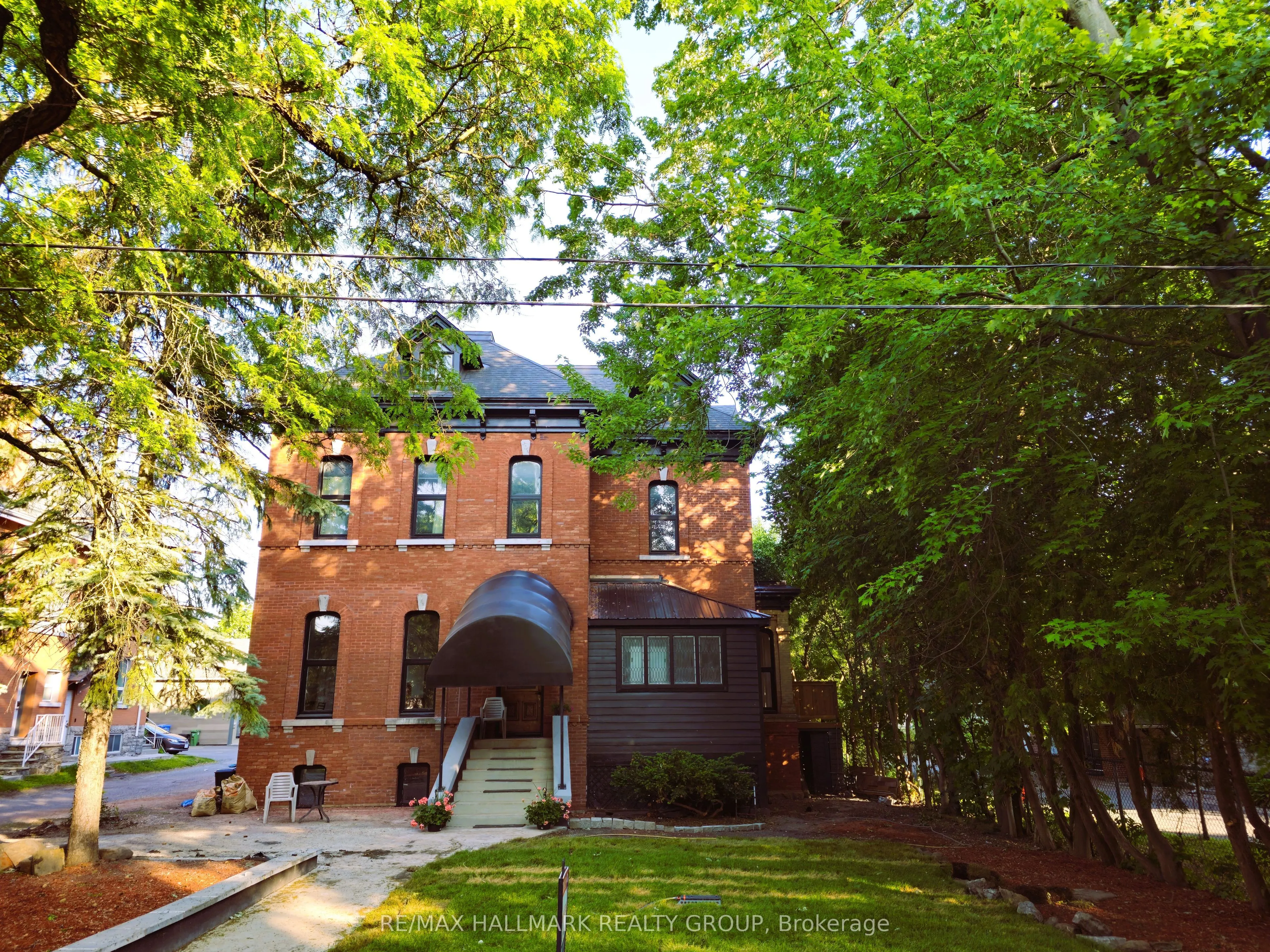 460 Wilbrod Street