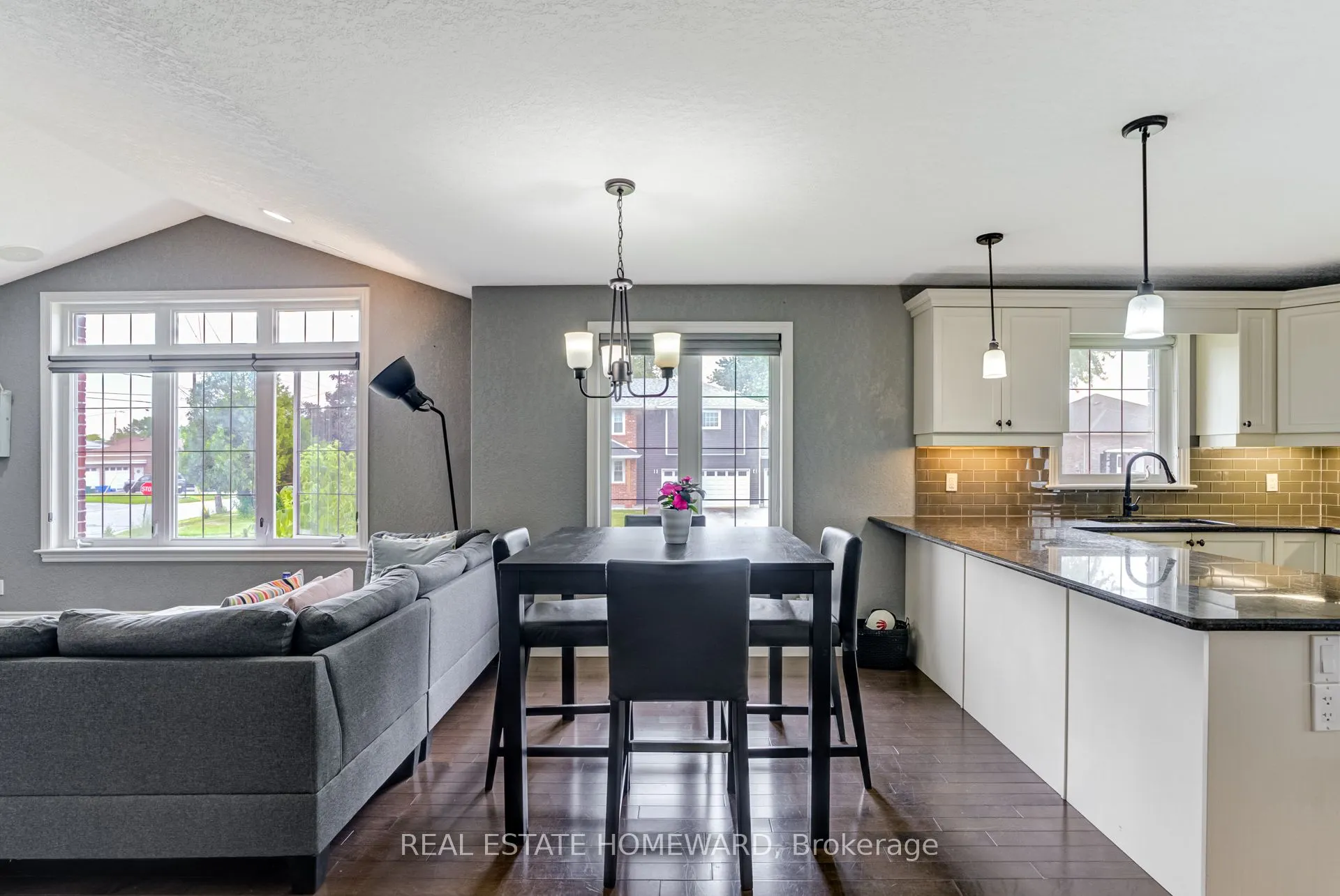 2 Freedom Crescent