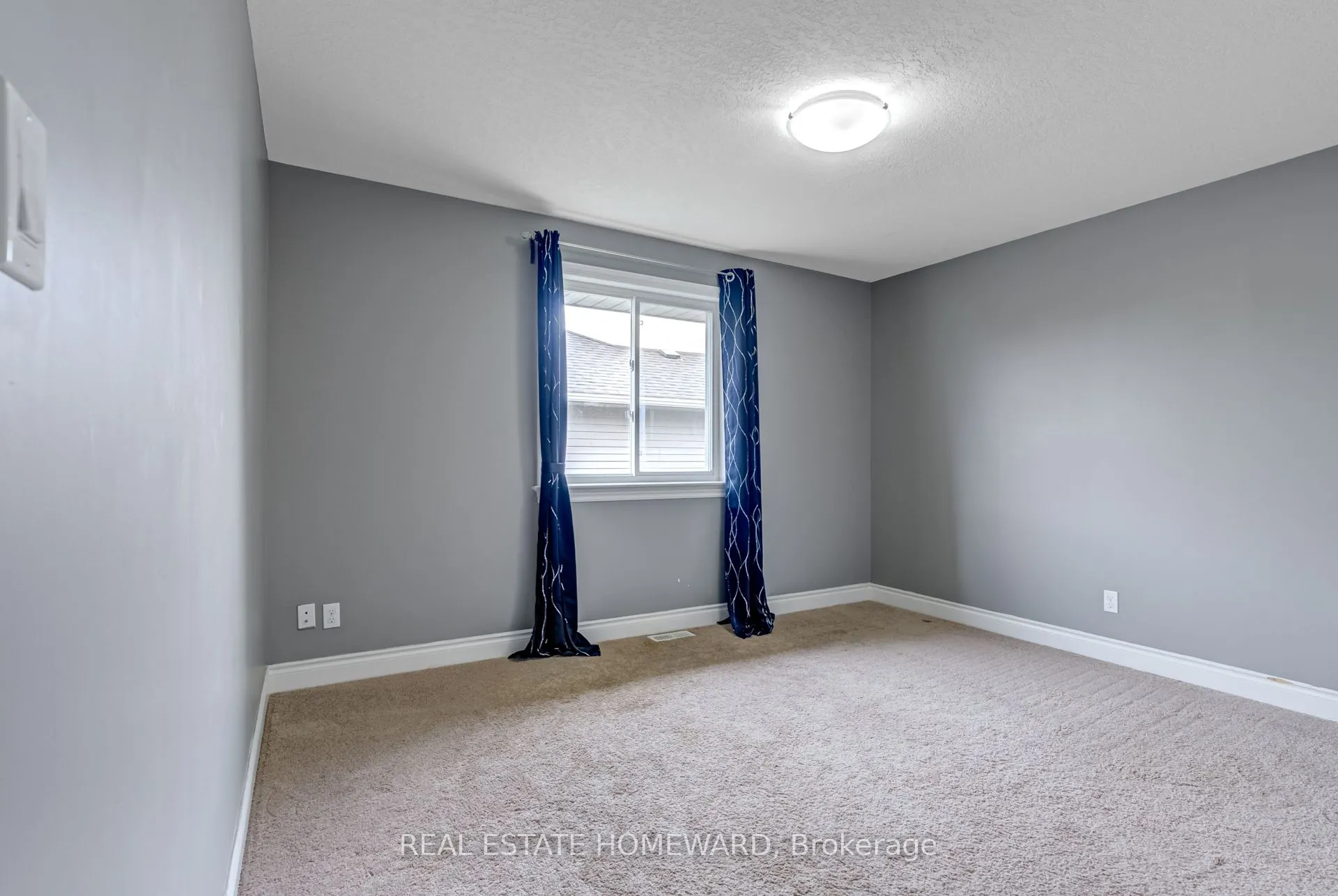2 Freedom Crescent