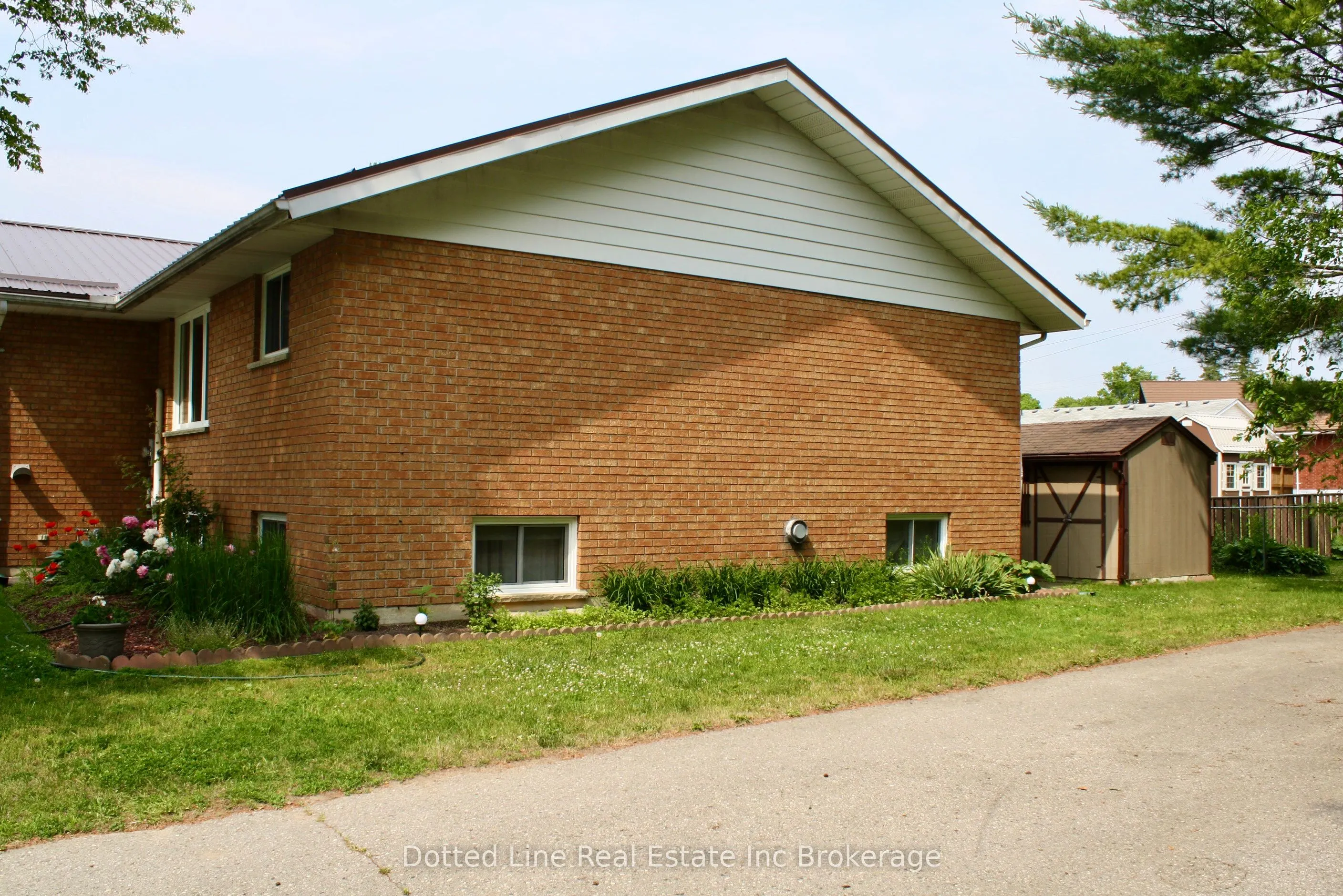 214 South Street W, #15