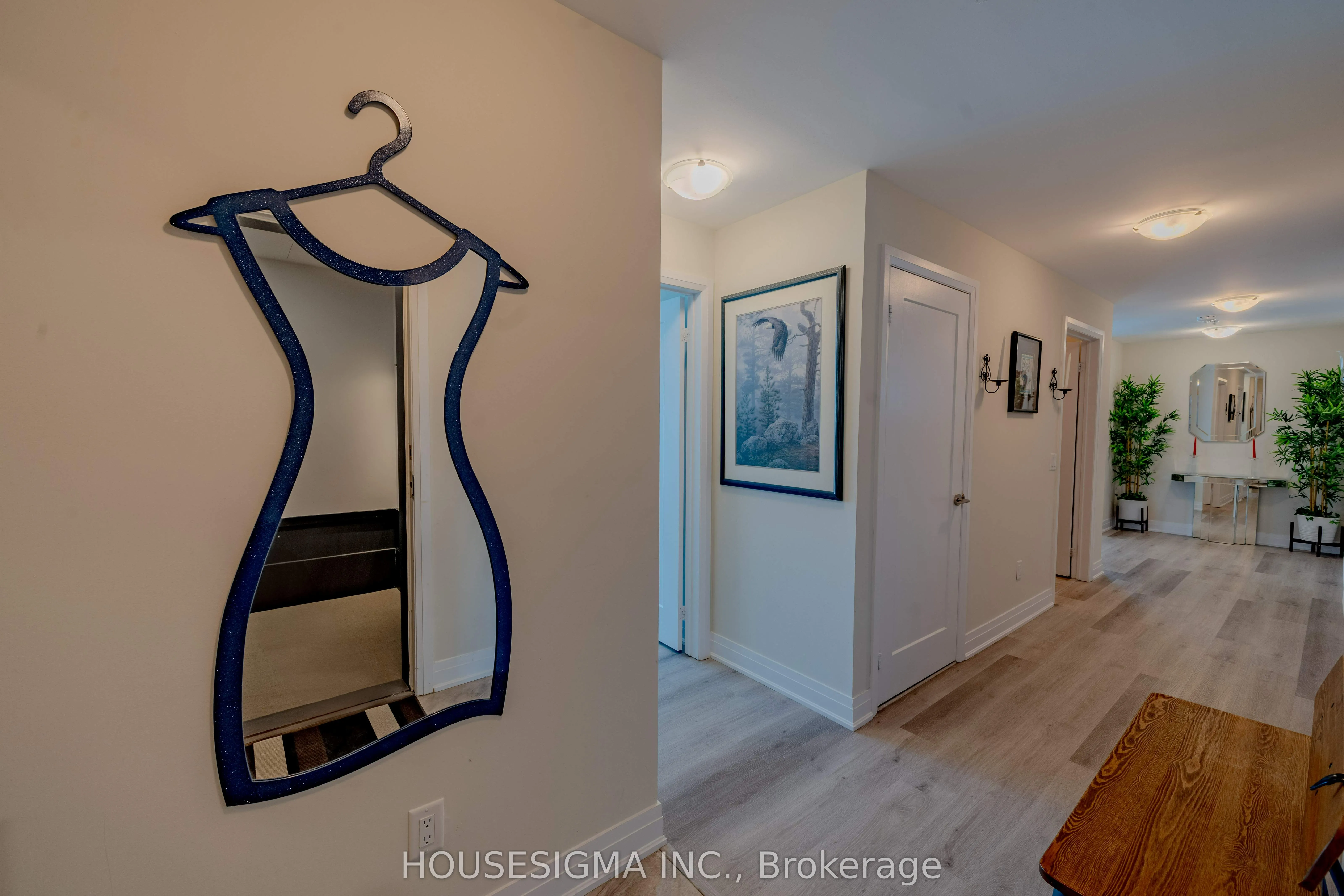 16 Concord Place, #807