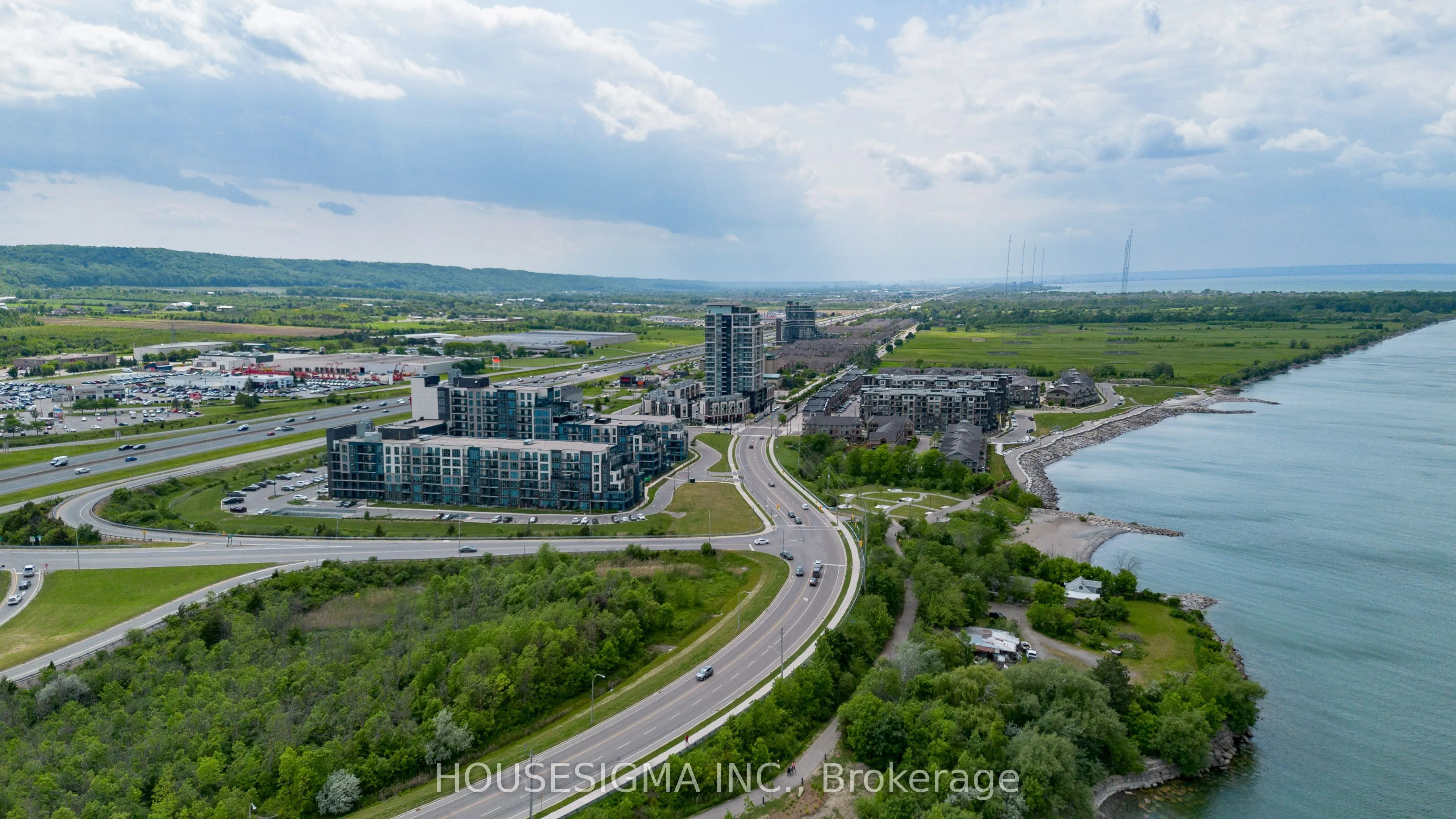 16 Concord Place, #807