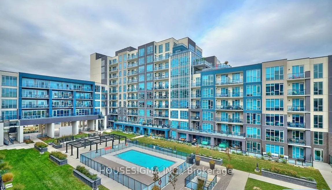 16 Concord Place, #807