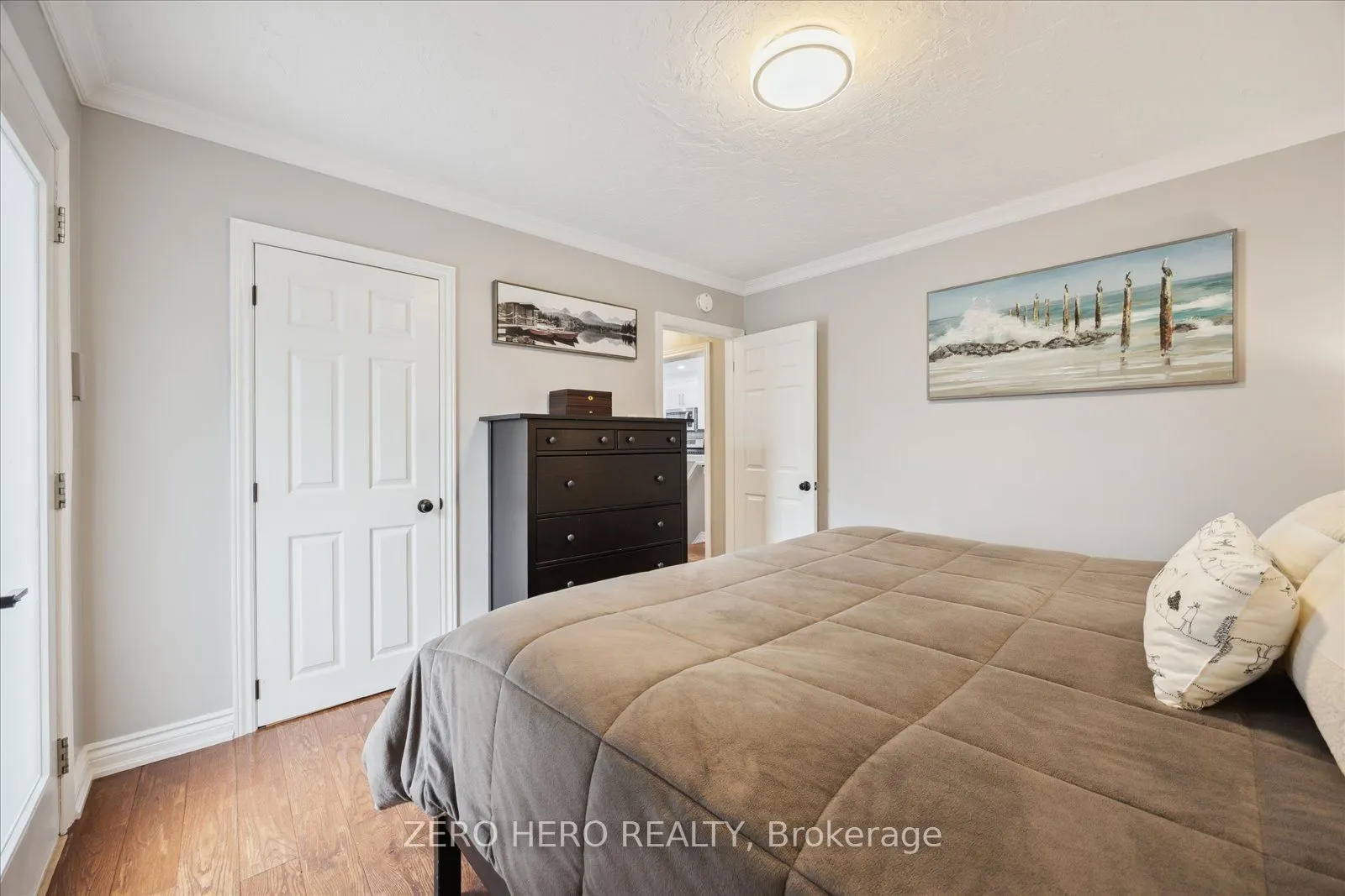 31 Elizabeth Avenue