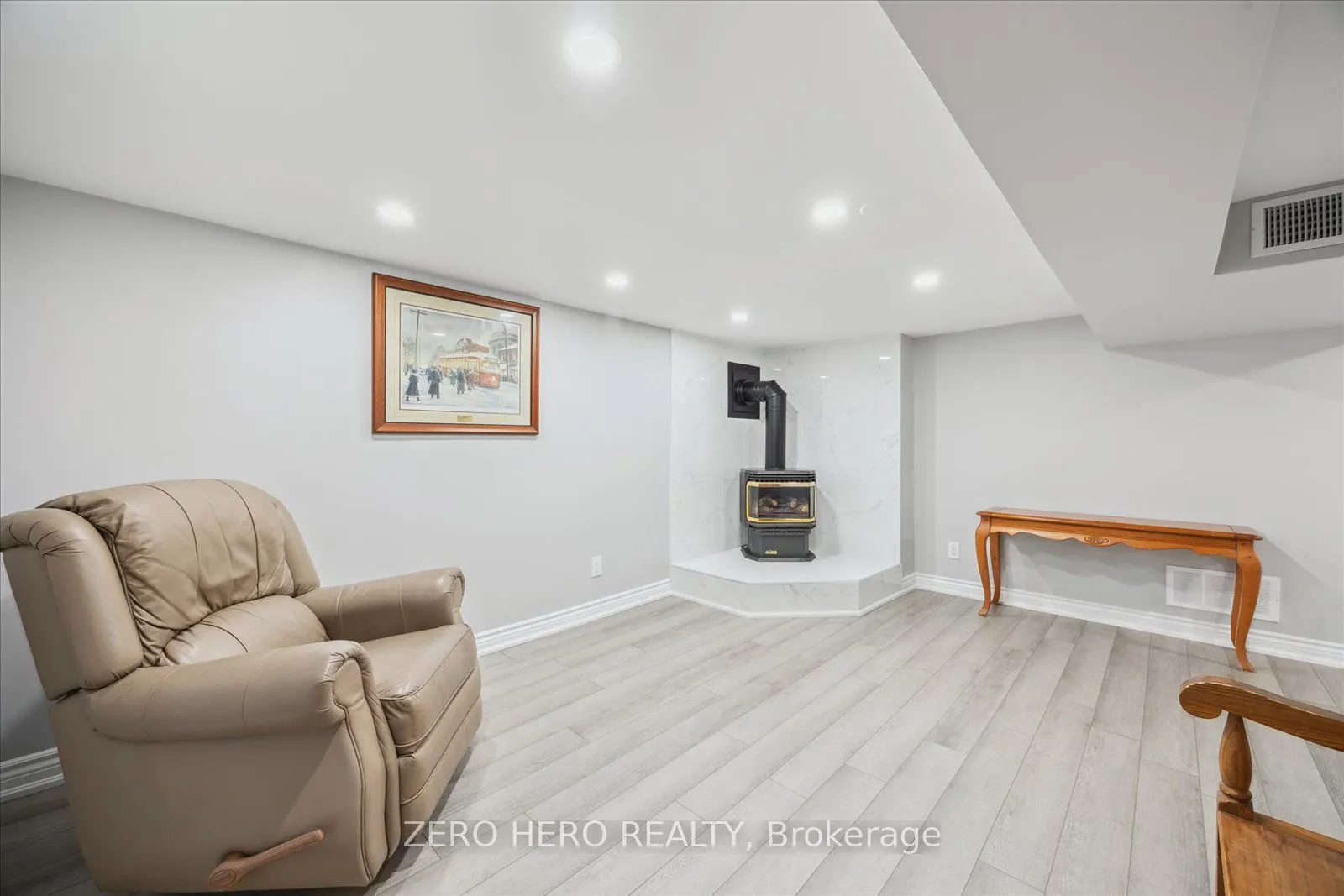 31 Elizabeth Avenue