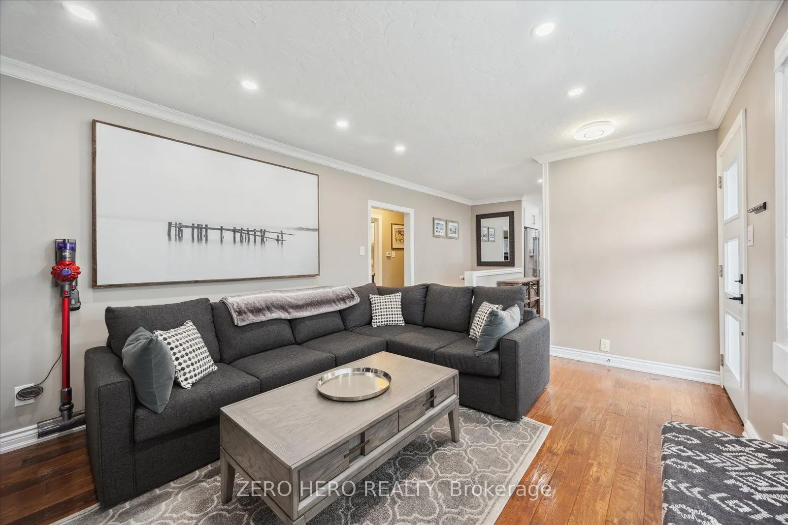 31 Elizabeth Avenue