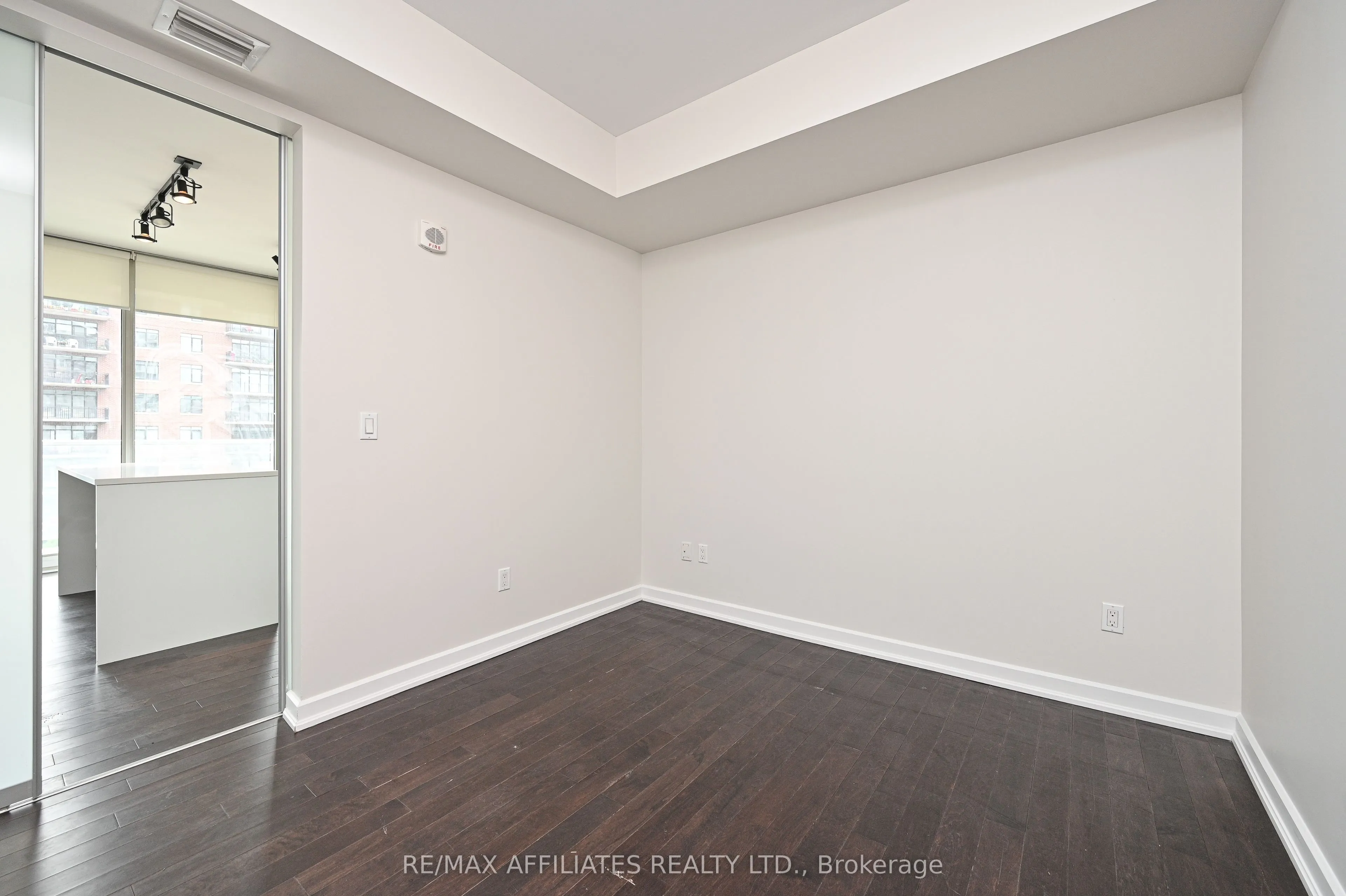 300 Lisgar Street #506