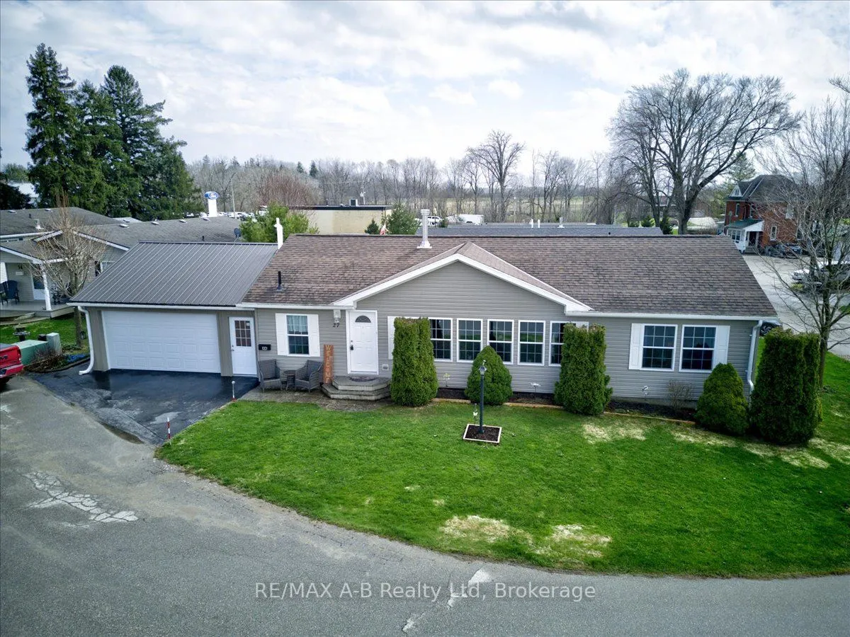 25 Thames Road, #27