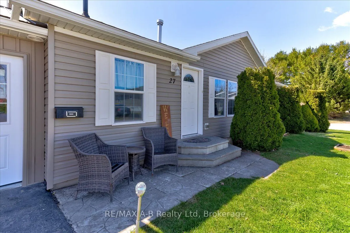 25 Thames Road, #27
