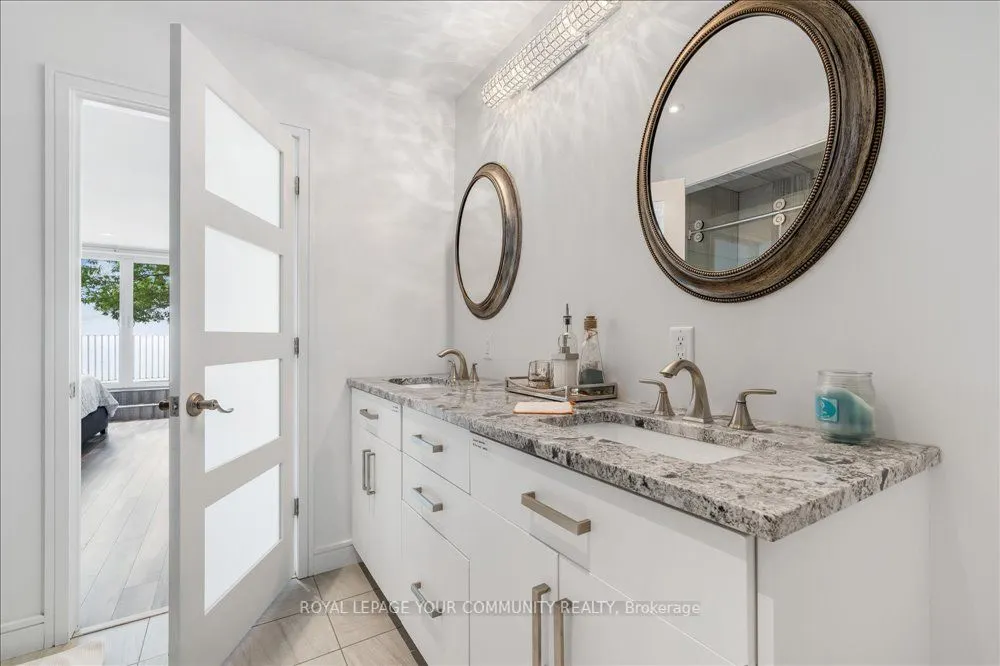 10349 Lakeshore Road W