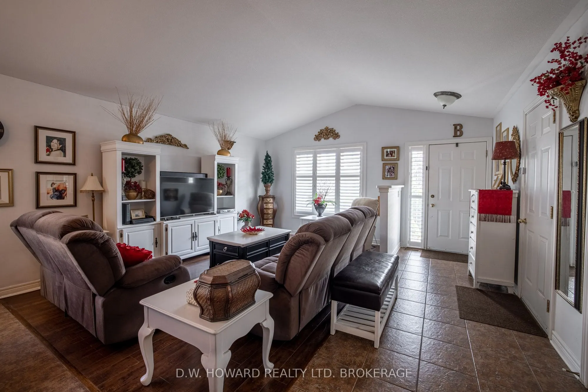 15 Meadowlark Drive