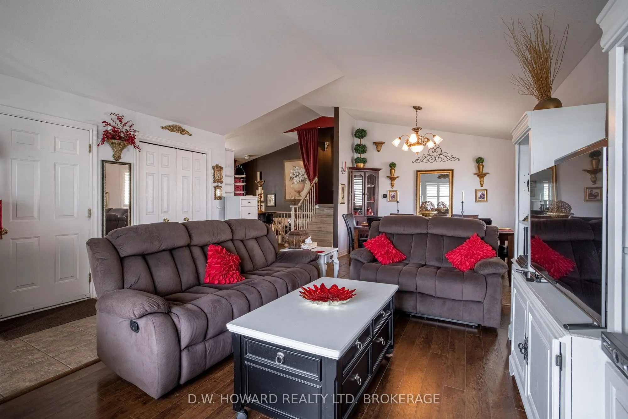 15 Meadowlark Drive