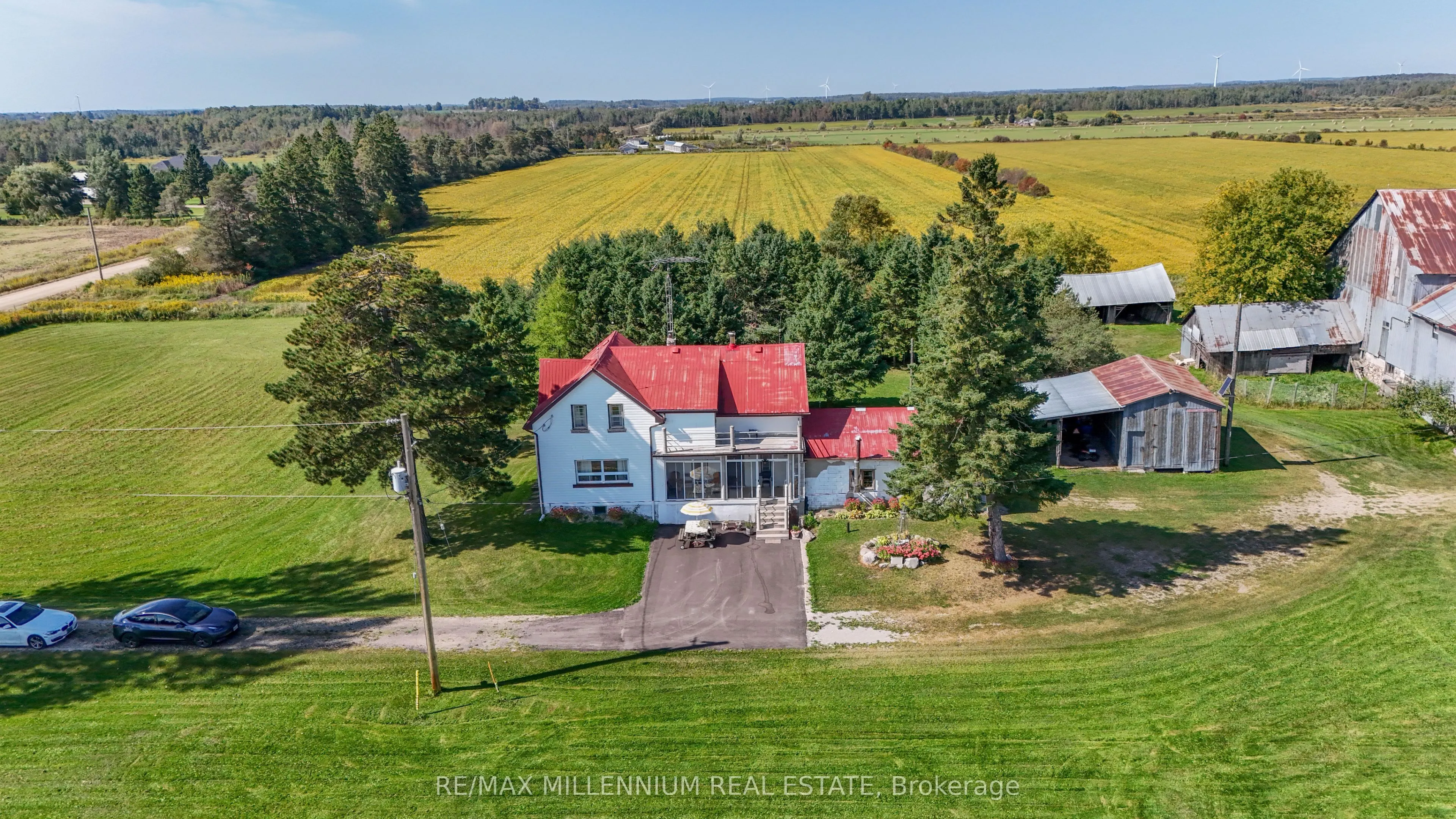 25 Side Road, #423365