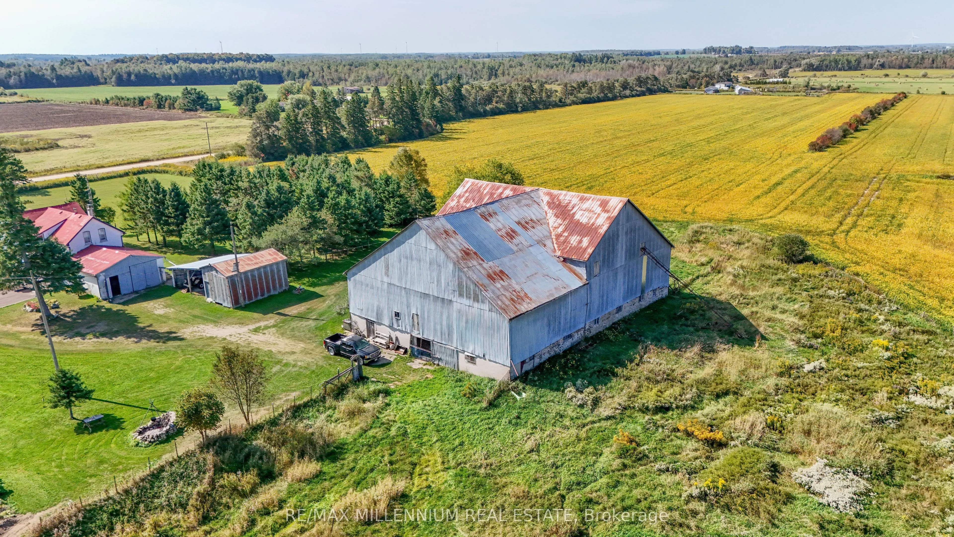 25 Side Road, #423365