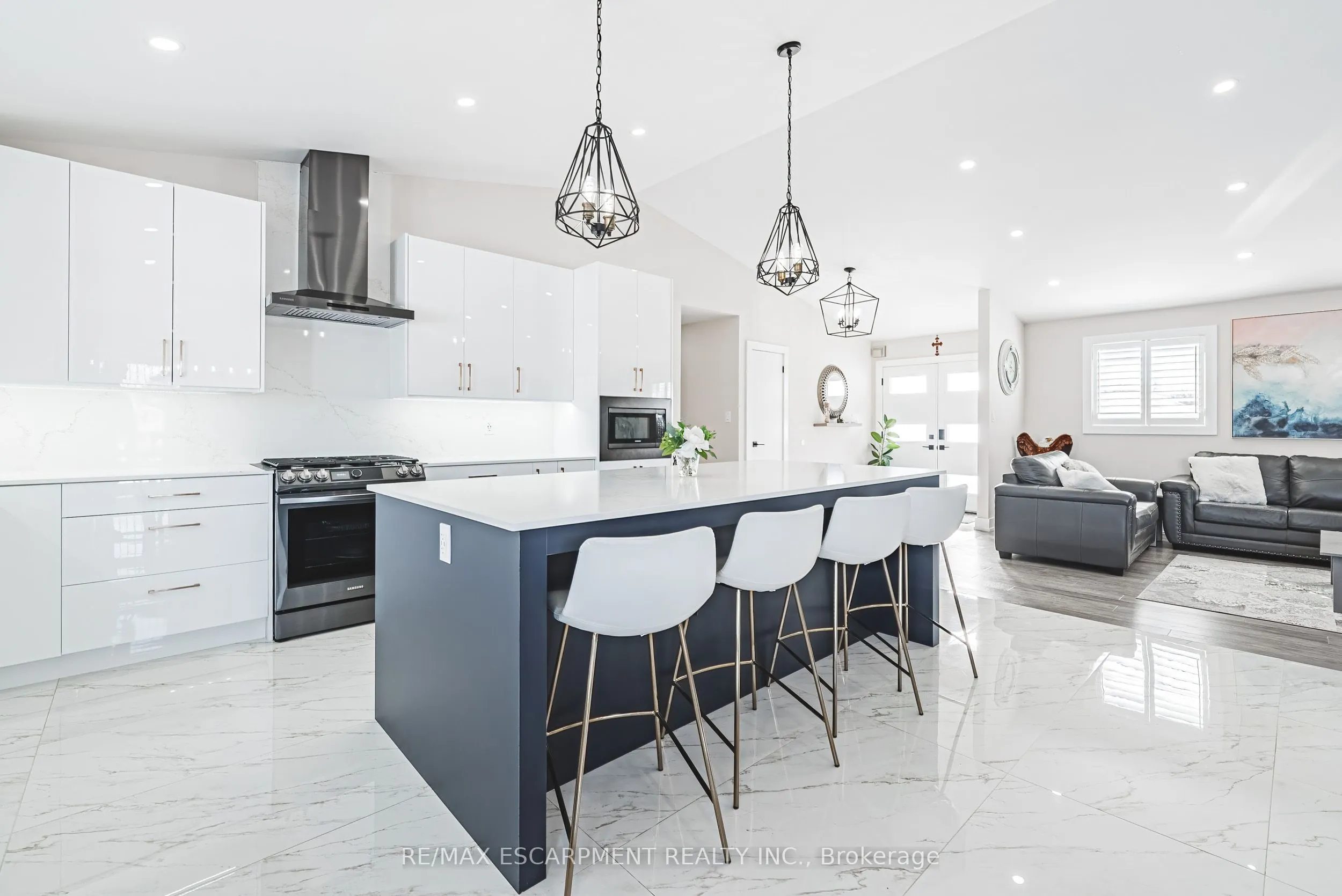1796 Penny Lane