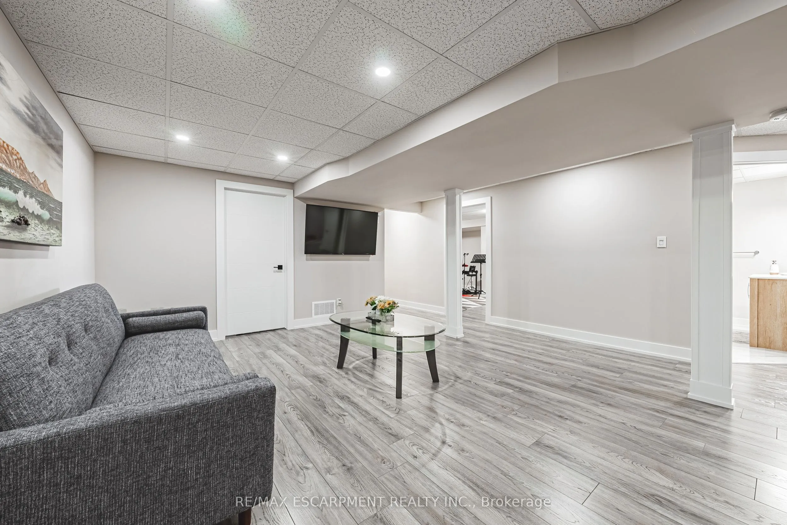 1796 Penny Lane